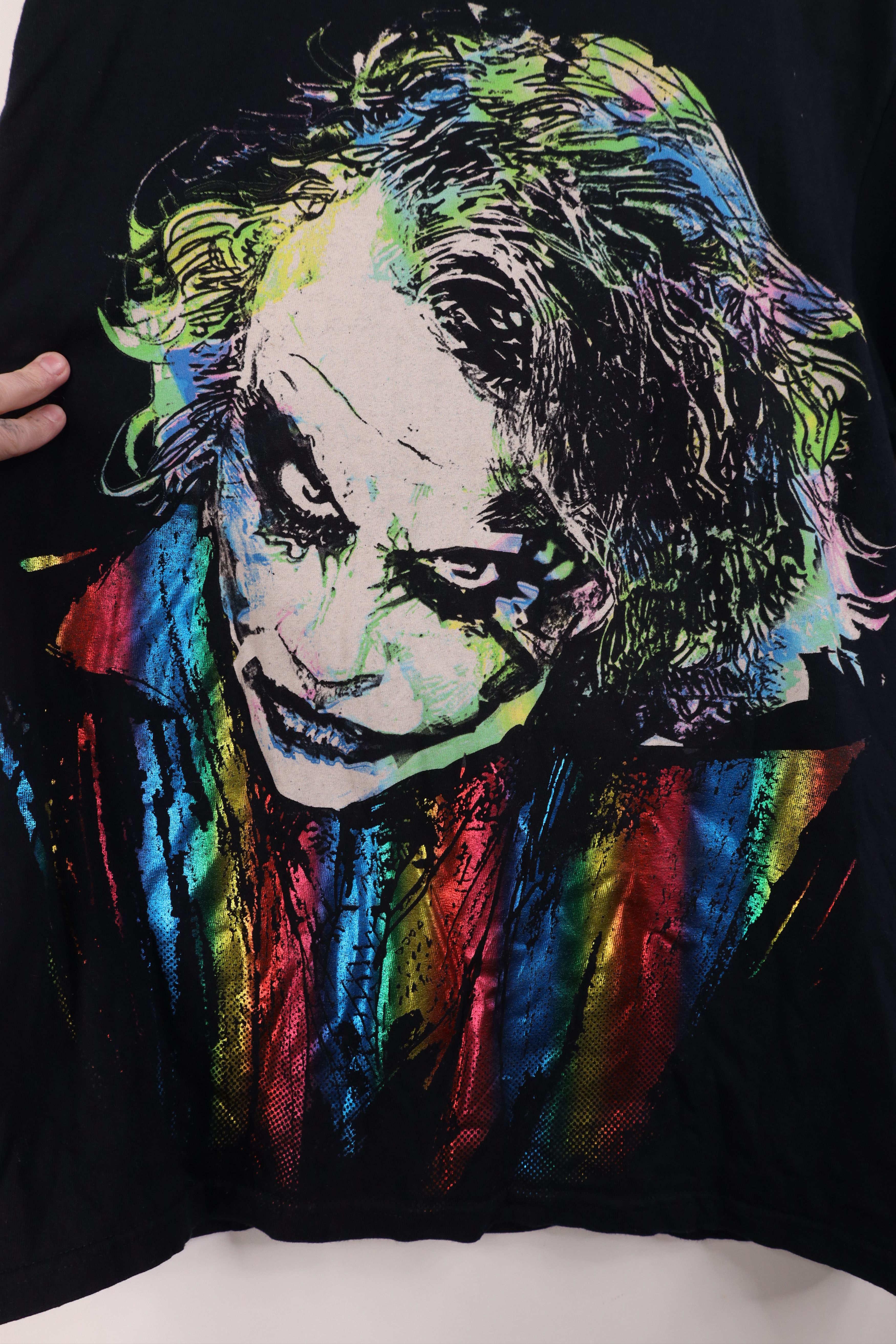 Vintage Vintage Batman The Dark Knight The Joker Rainbow T-Shirt Size US M / EU 48-50 / 2 - 4 Thumbnail