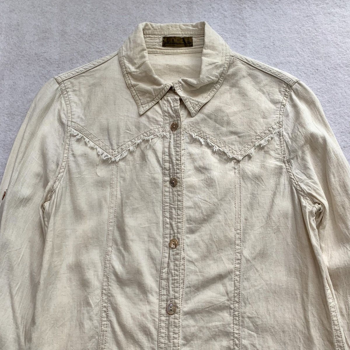 Japanese Brand 2000s G.O.A Frayed Pearl Button Safari Shirt Size US S / EU 44-46 / 1 - 3 Thumbnail