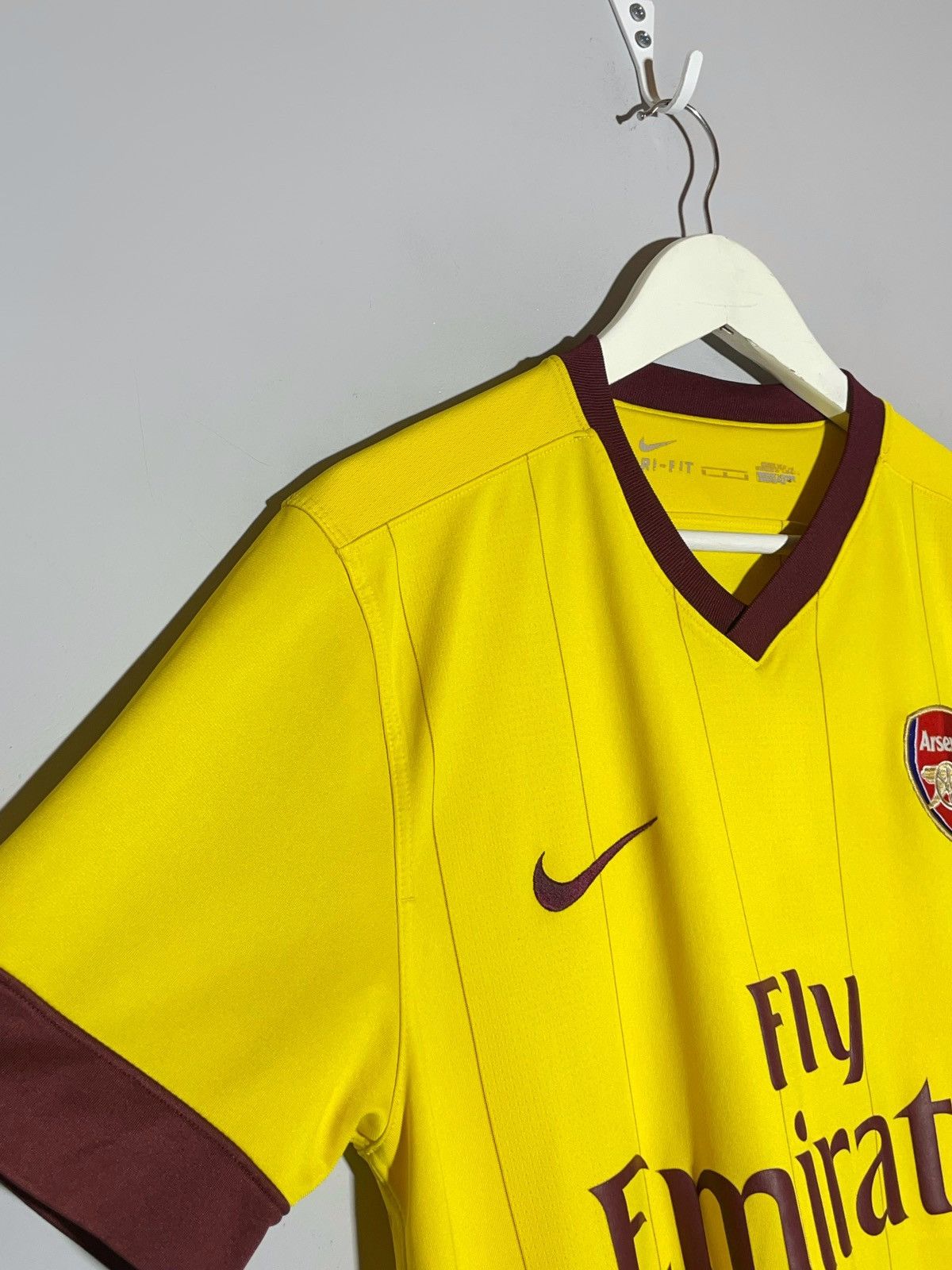 Nike Arsenal FC Nike 2012/13 Third Y2k Streetwear Football Shirt Size US M / EU 48-50 / 2 - 5 Thumbnail