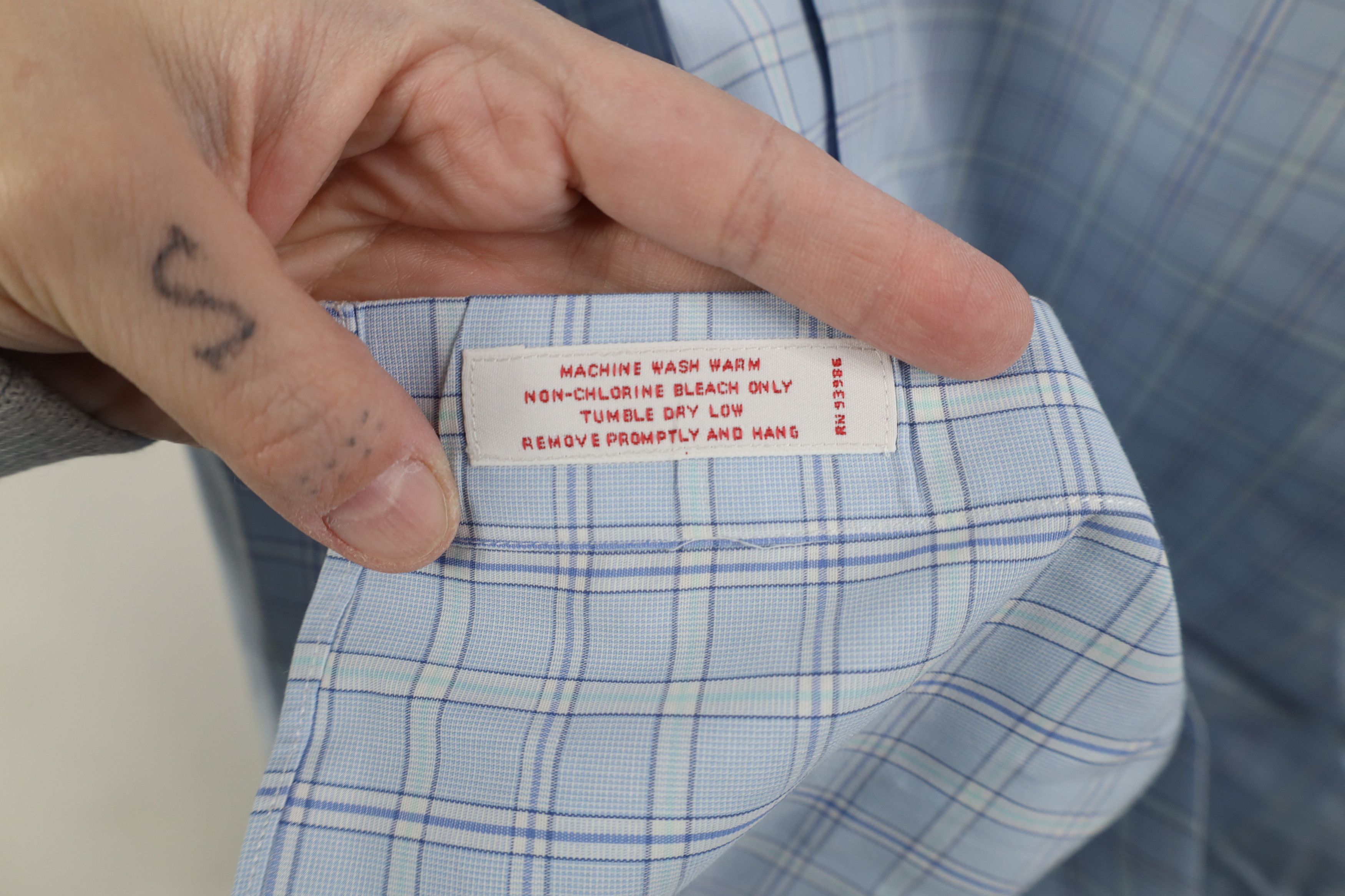 Brooks Brothers Vintage 90s Brooks Brothers Short Sleeve Button Down Shirt Size US XL / EU 56 / 4 - 9 Thumbnail