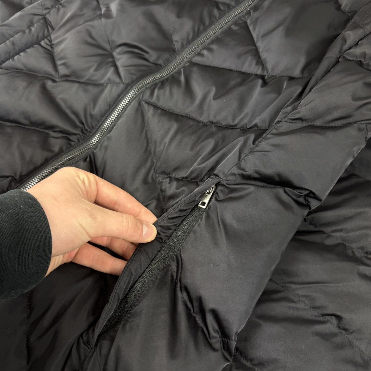 KJUS Kjus Black Longline Down Puffer Jacket / Techwear Minimalist Size S / US 4 / IT 40 - 3 Thumbnail