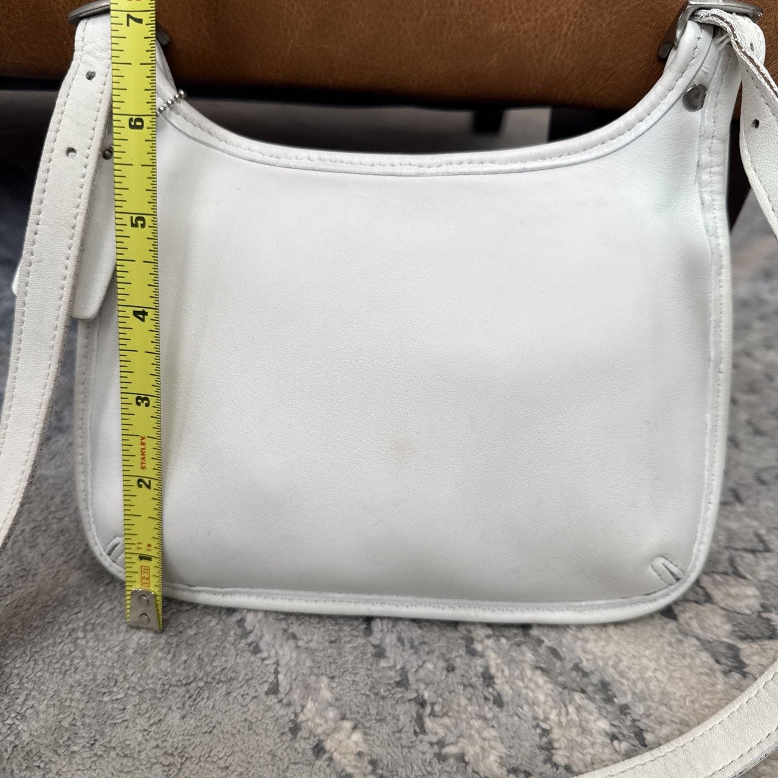 Coach COACH 9142 Vintage Leather Hippie Bag White With Hangtag Size ONE SIZE - 4 Thumbnail
