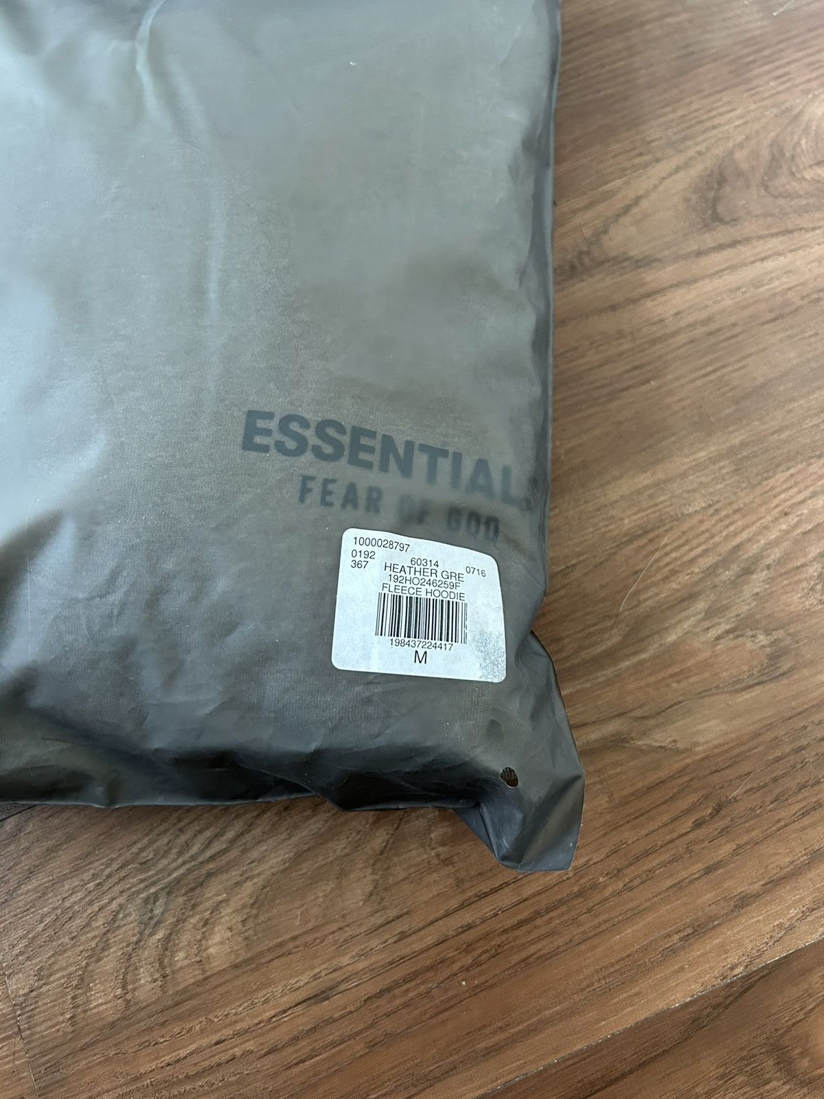 Fear of God Authentic Fear of God Essentials Fleece Hoodie Heather Gray Size US M / EU 48-50 / 2 - 7 Thumbnail
