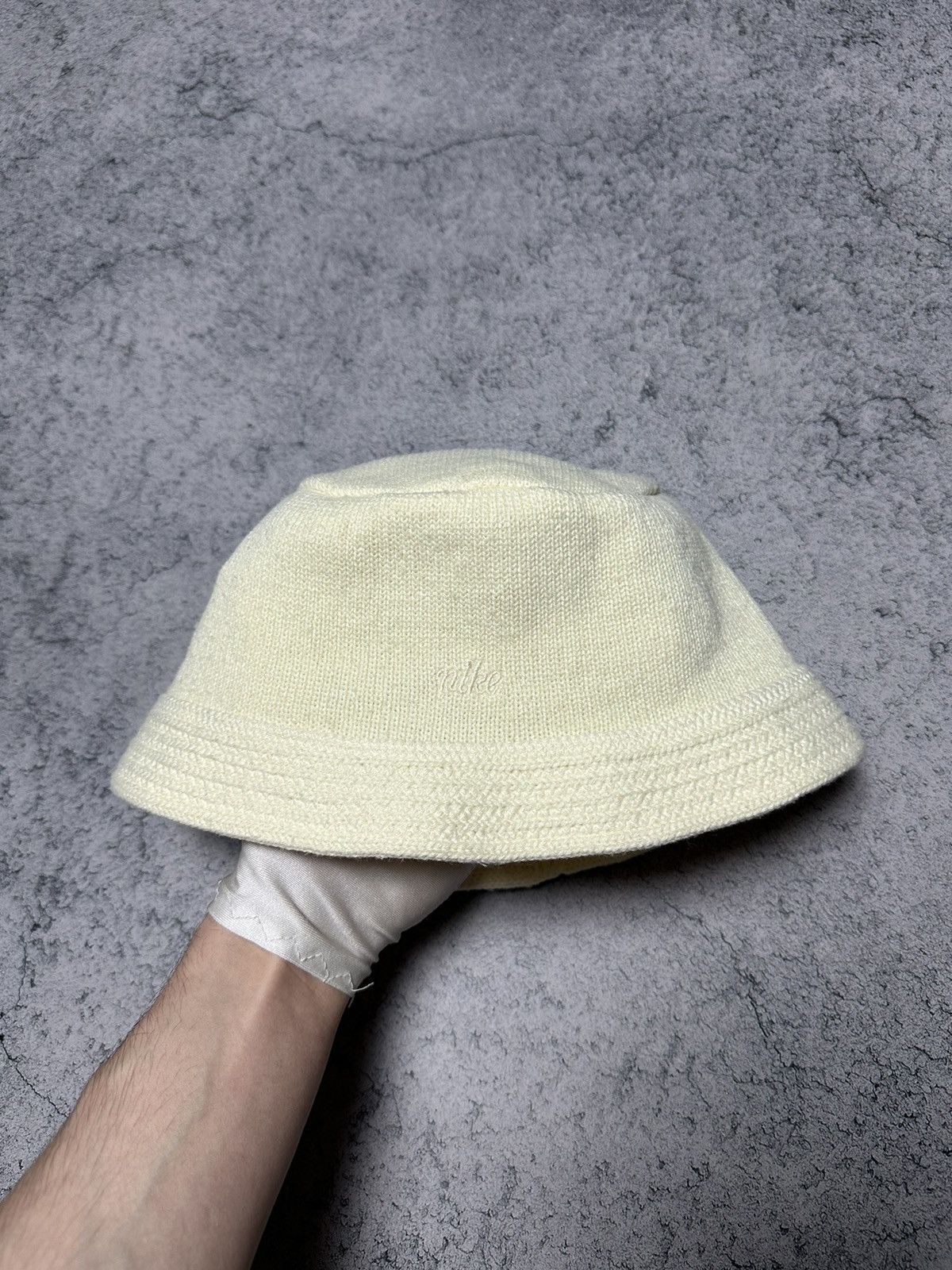Nike Vintage Nike Knitted Bucket Hat Size ONE SIZE - 3 Thumbnail