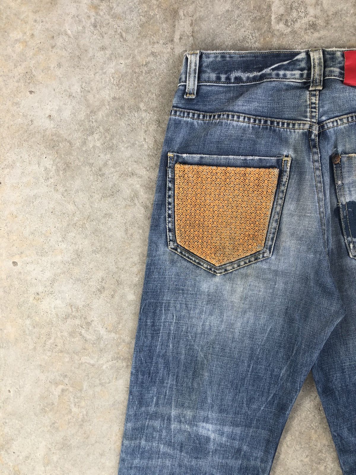Japanese Brand Japanese Big Train Embroidered Jeans Distressed Jeans Size US 29 - 10 Thumbnail
