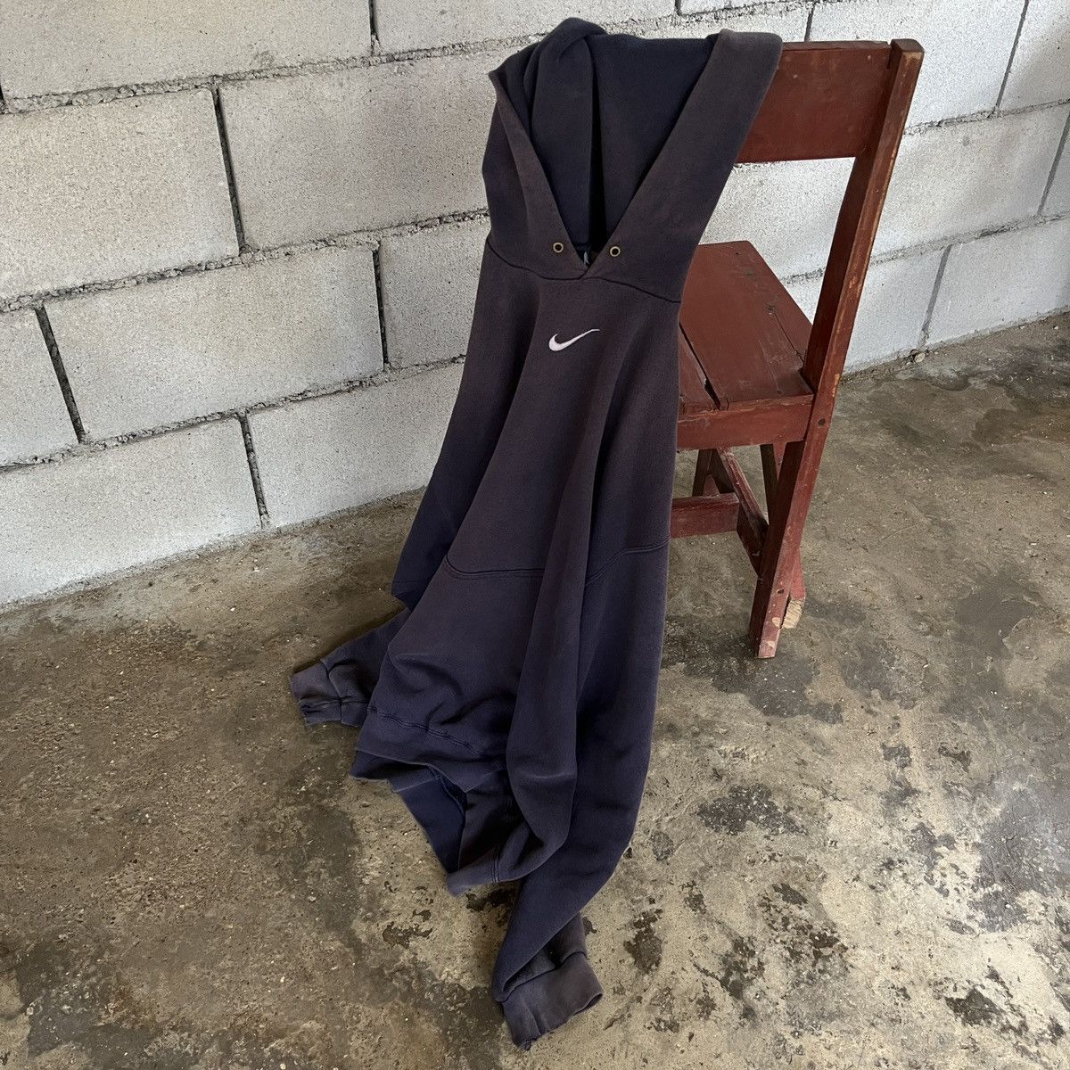 Nike × Vintage 🔥RARE🔥 VINTAGE SUNFADED NIKE CENTER SWOOSH HOODIES💫 Size US L / EU 52-54 / 3 - 6 Thumbnail