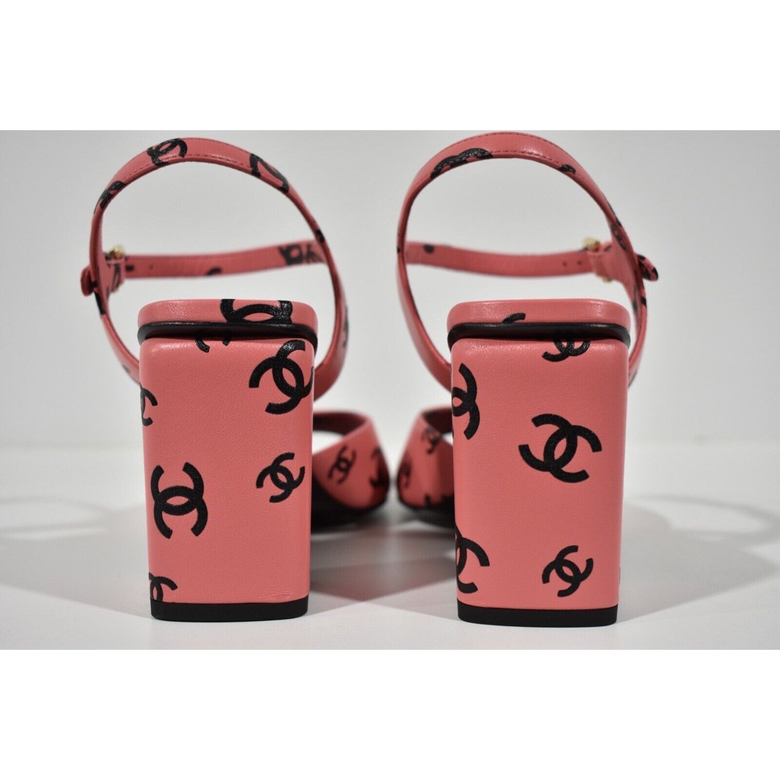 Chanel Chanel Printed Lambskin Ankle Strap Block Heel Sandal 37 Size US 7 / IT 37 - 9 Thumbnail