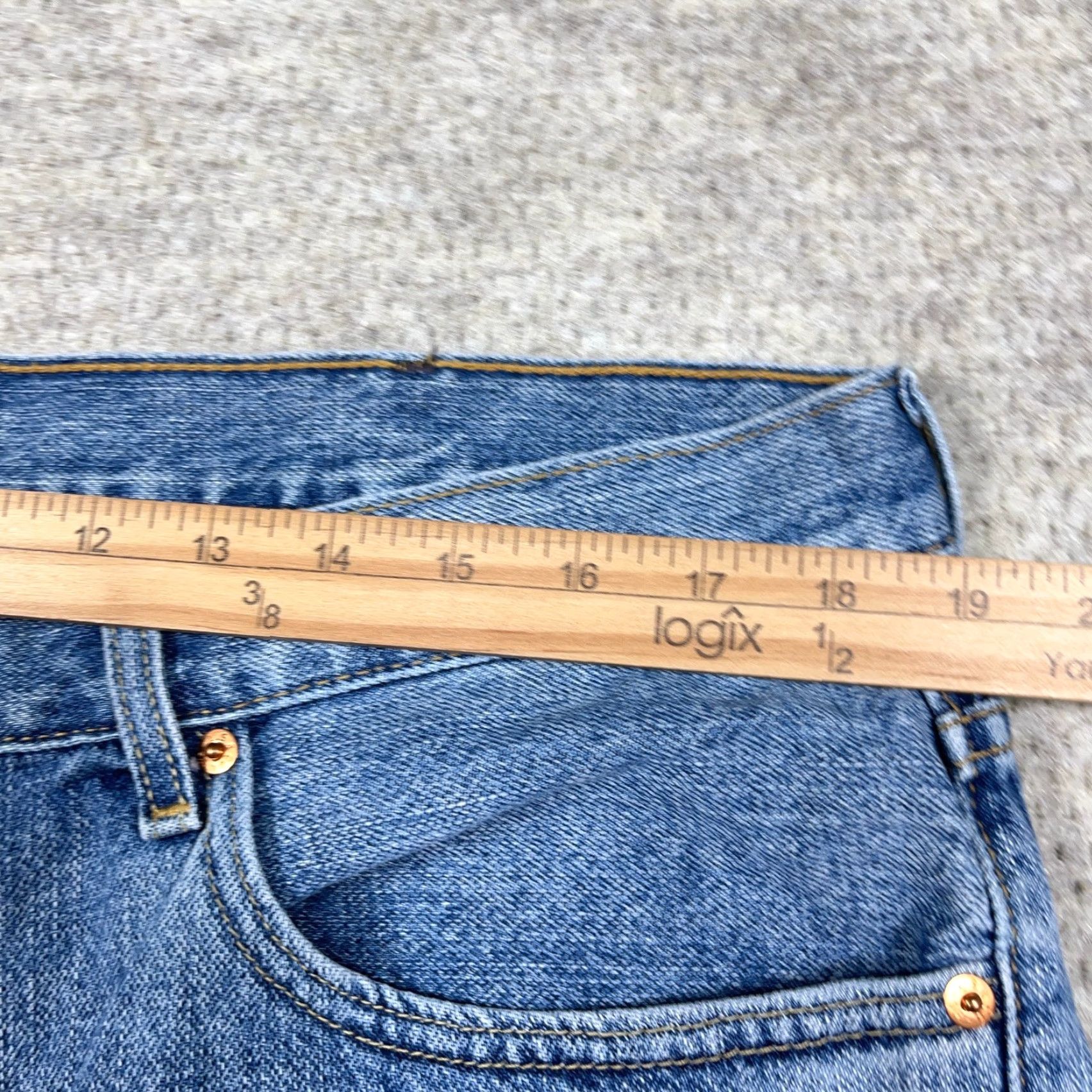 Levi's Levi's 550 Shorts Men 38 Relaxed Loose Fit Blue Denim Bermuda Jean Jorts Baggy Y2K 90s Hipster Retro Classic Logo Mens Size US 38 / EU 54 - 6 Thumbnail