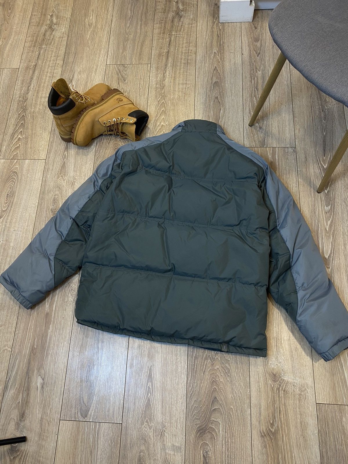 Helly Hansen × Vintage VINTAGE HELLY HANSEN DOWN PUFFER JACKET Size US XL / EU 56 / 4 - 3 Thumbnail