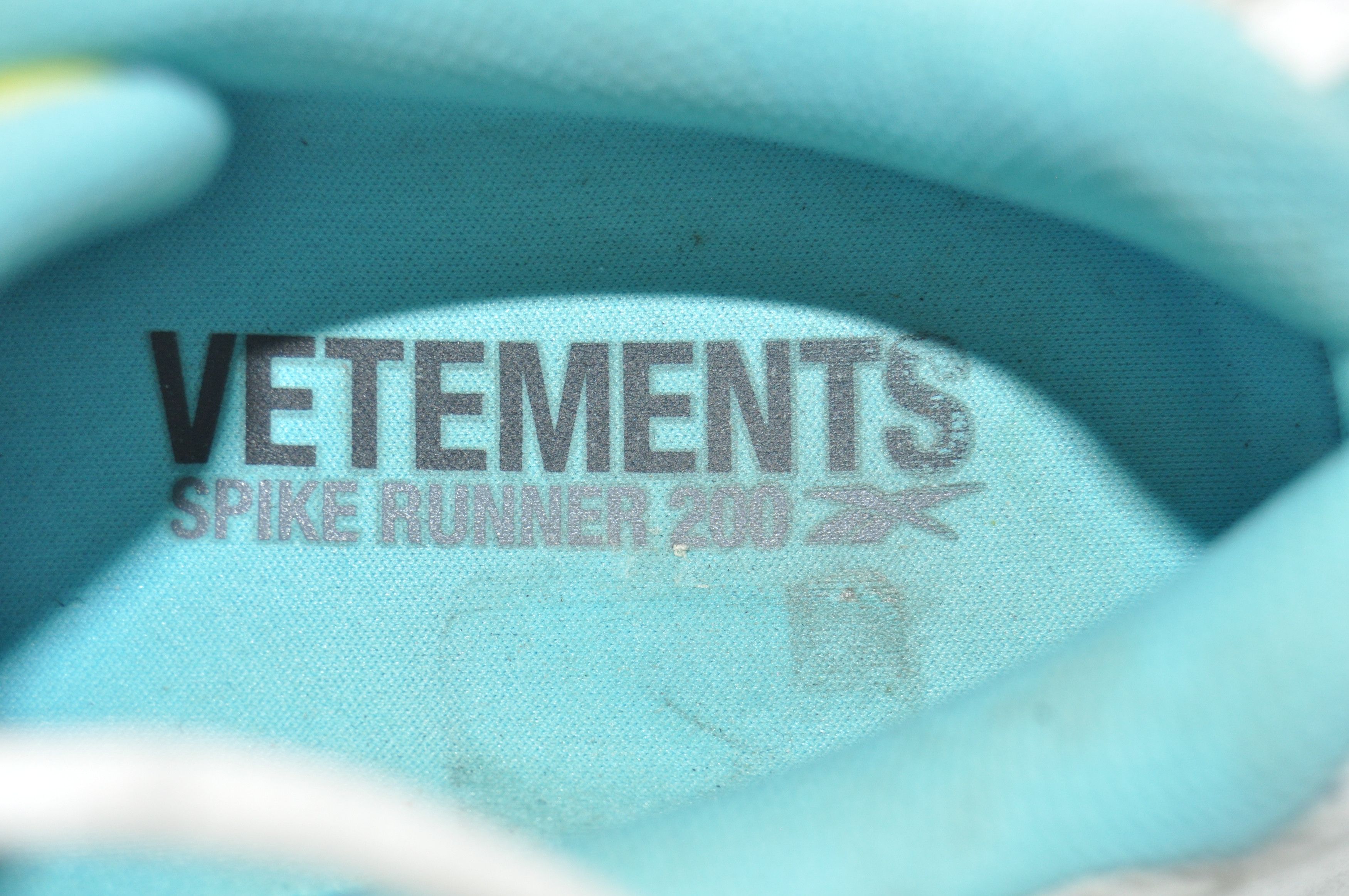 Reebok × Vetements Reebok - Vetements - S/S 19 - Spike Runner 200 Size US 7.5 / IT 37.5 - 9 Thumbnail