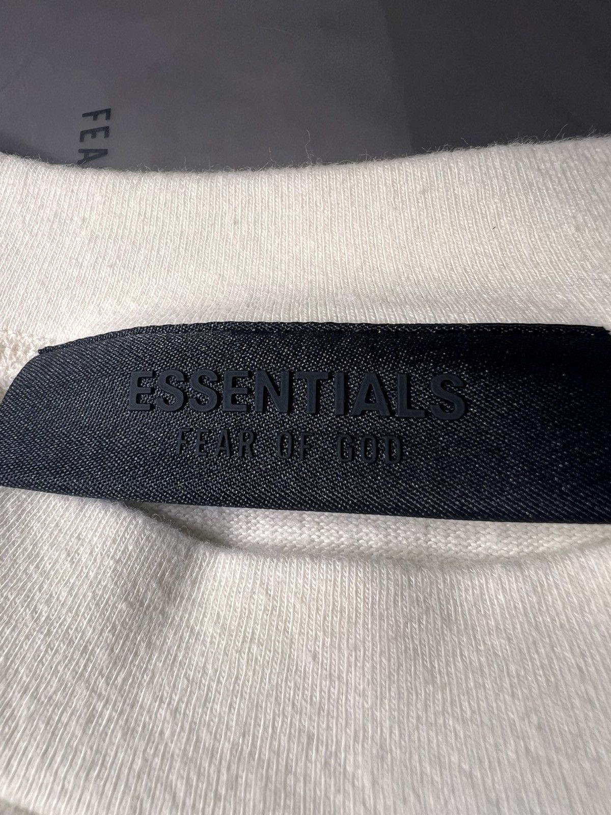 Essentials Fear of God Essentials NBA 90s Tee cream white size Large Size US L / EU 52-54 / 3 - 3 Thumbnail