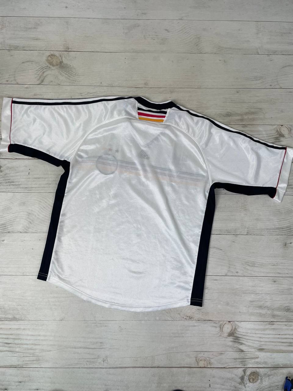 Adidas Vintage Adidas Germany 1998 2000 Home Shirt Soccer Jersey Size US L / EU 52-54 / 3 - 17 Thumbnail