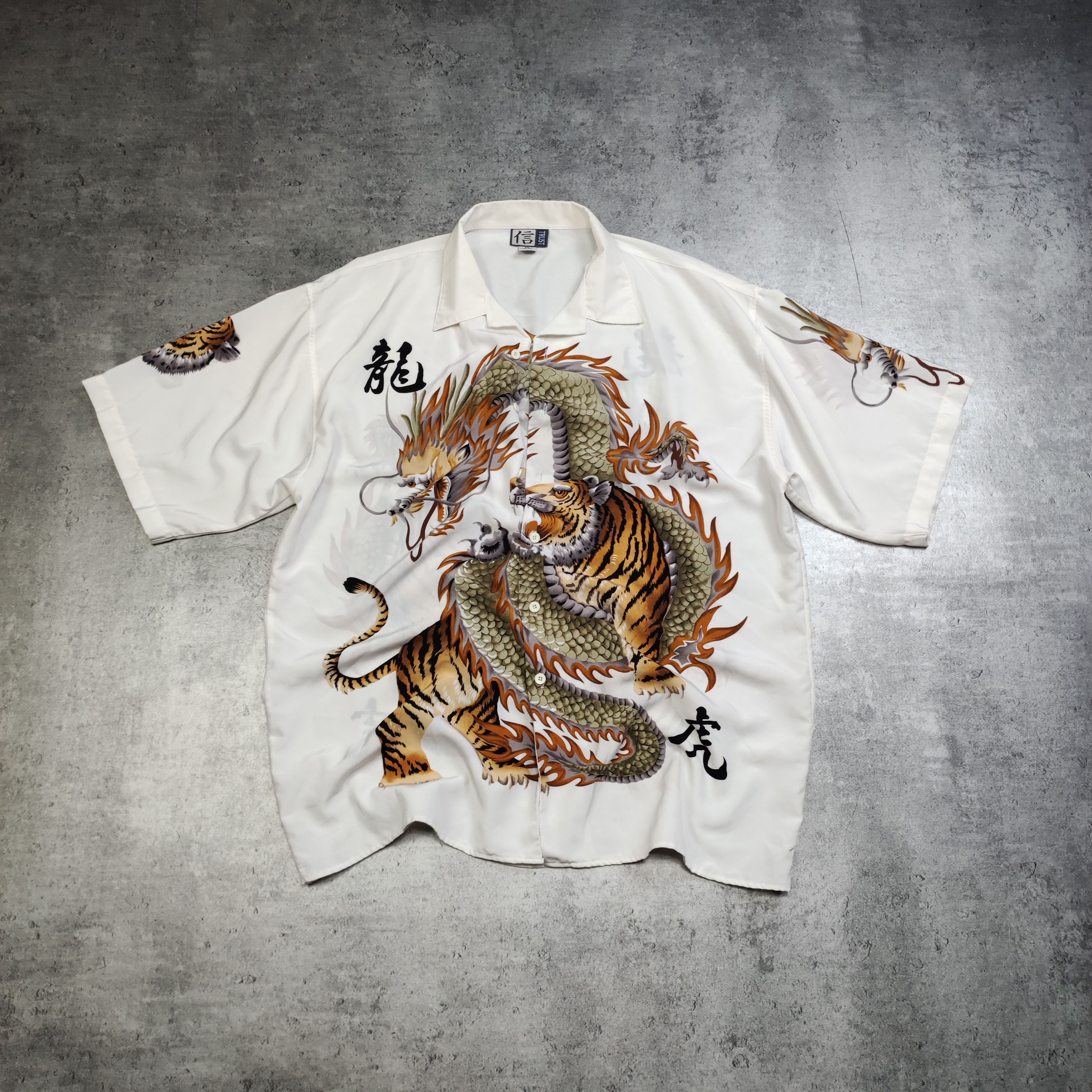 Japanese Brand × Vintage RARE y2k 00s HipHop Rap Japanese Dragon White Shirt Size US XXL / EU 58 / 5 - 1 Thumbnail