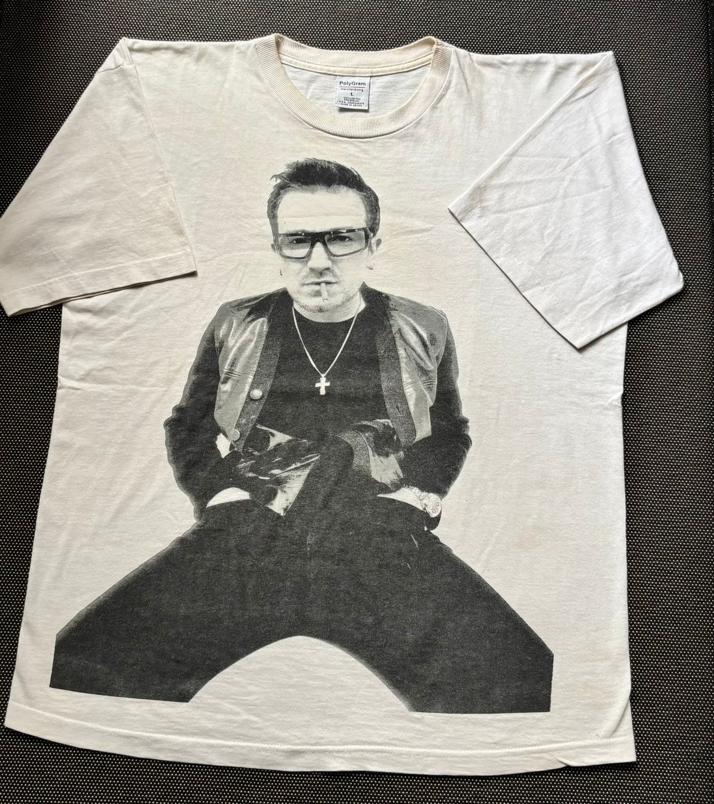 Band Tees Vintage U2 1997 Tour Bono The Edge T Shirt 90s Size US L / EU 52-54 / 3 - 1 Thumbnail