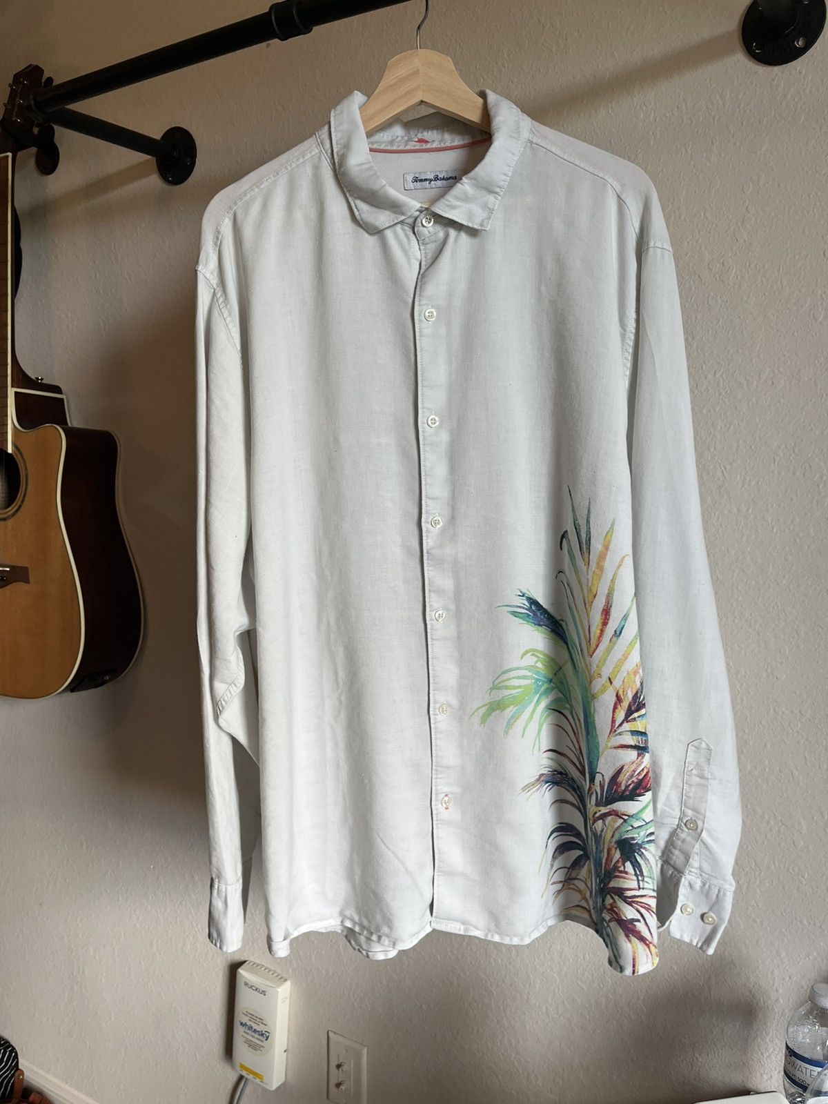 Tommy Bahama Tommy Bahama XXL White Linen Blend Shirt w/ Palm Print Size US XXL / EU 58 / 5 - 1 Thumbnail