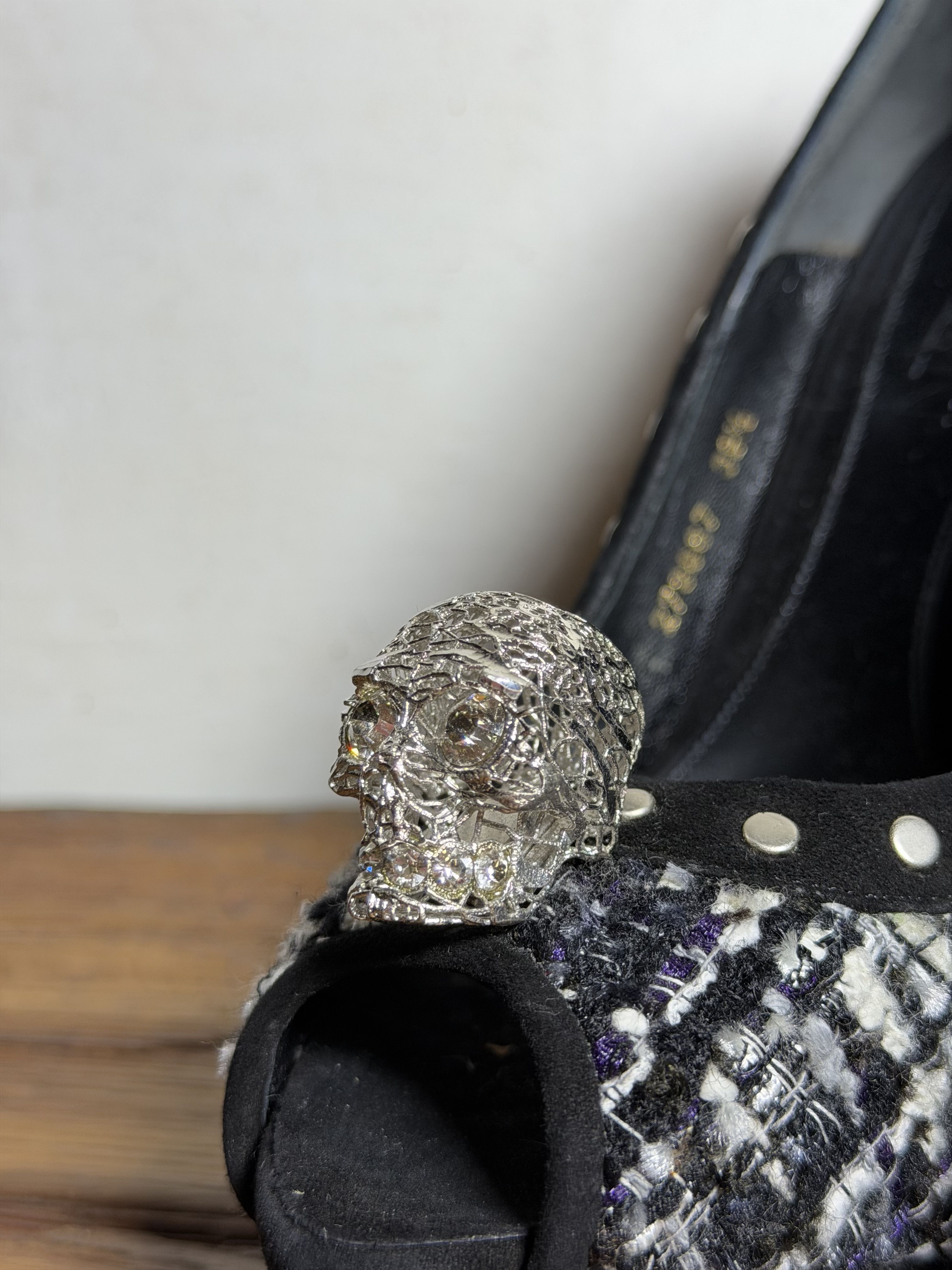 Alexander McQueen Alexander McQueen Tweed Studded Skull Peep Toe Pump Shoes Size US 9.5 / IT 39.5 - 8 Thumbnail