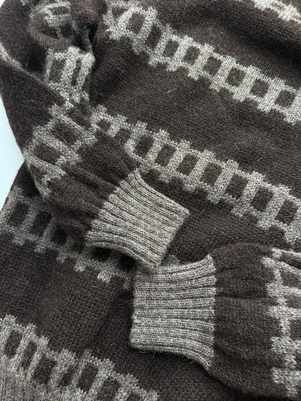 Tender Co. Rare Tender Co. Locomotive Pure Wool Scotland Sweater Sz M Size US M / EU 48-50 / 2 - 10 Thumbnail