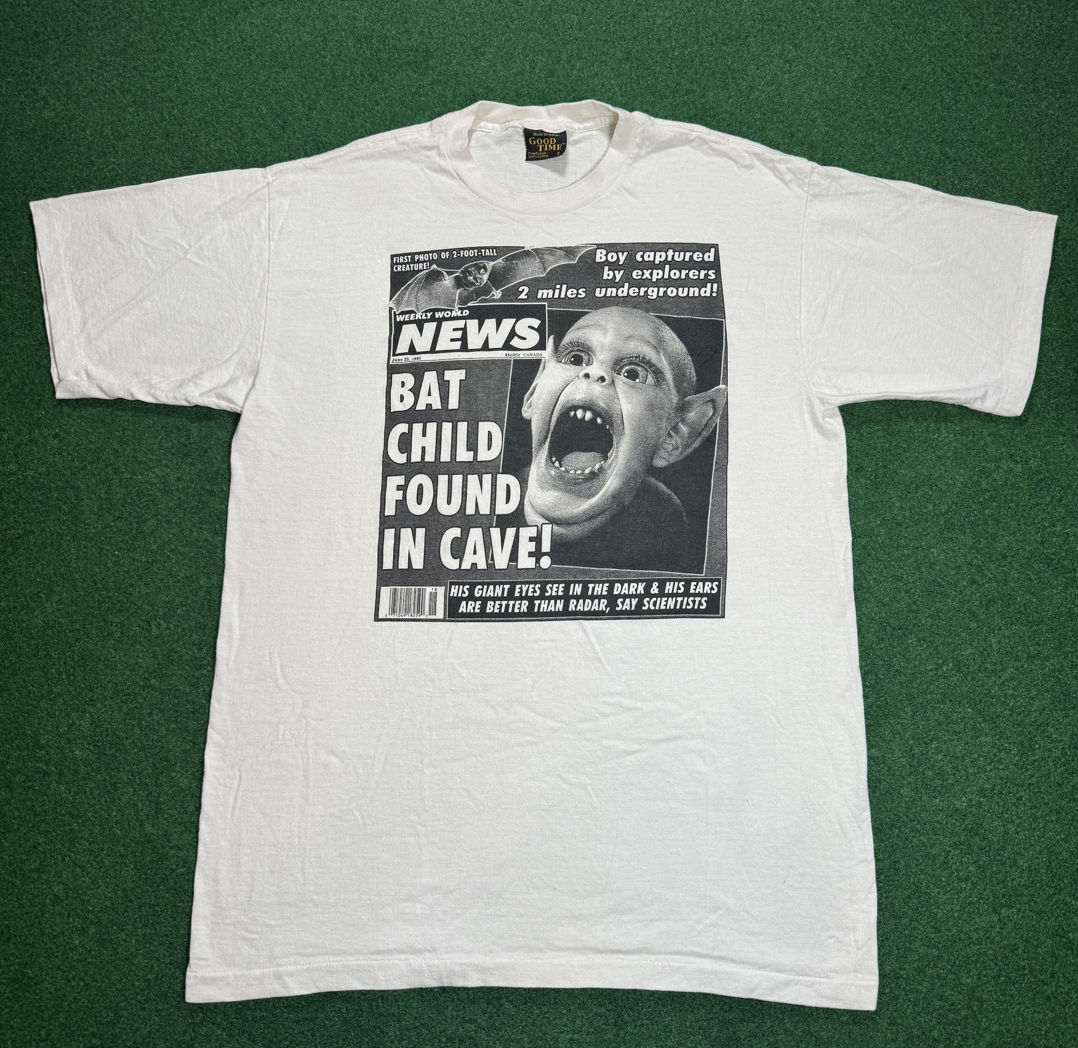 Vintage VTG 90s Week World News Bat Child Boy Original RARE TShirt 