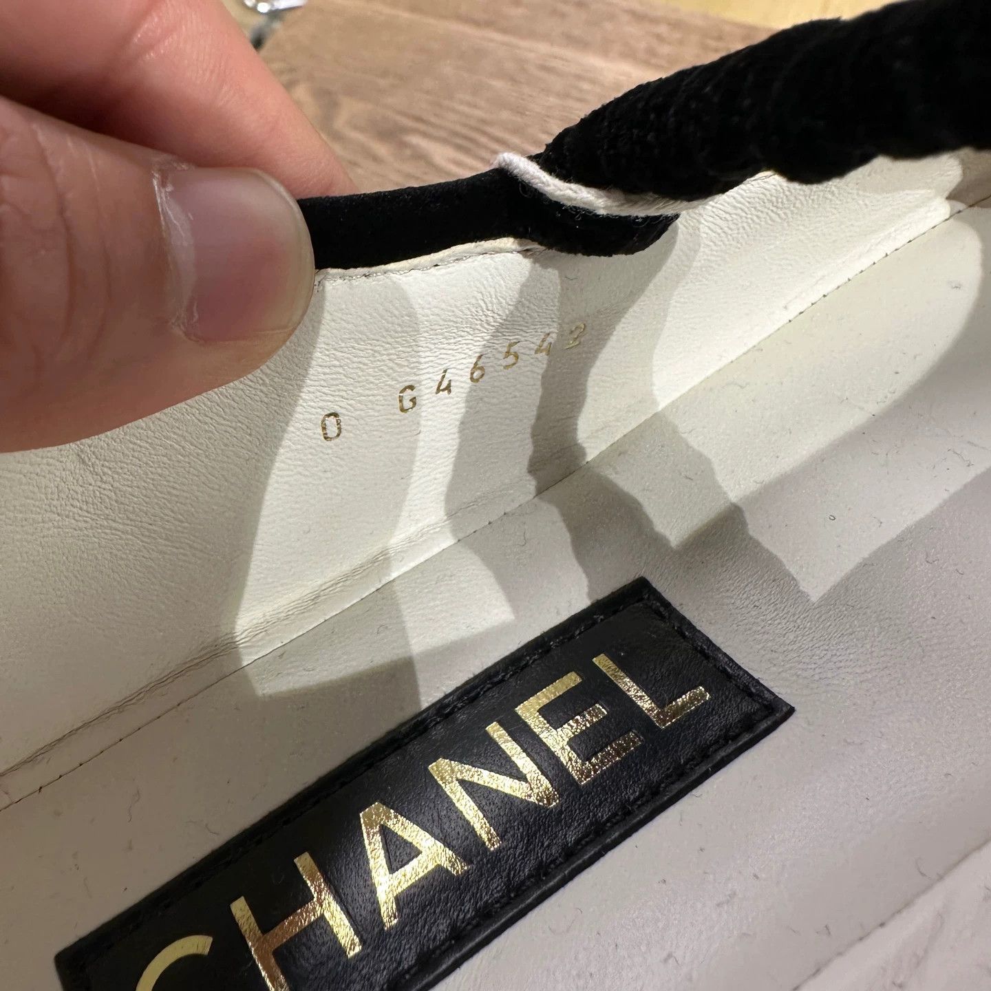 Chanel Chanel Double C velvet Mary Jane flats size 36 Size US 5.5 / IT 35.5 - 7 Thumbnail