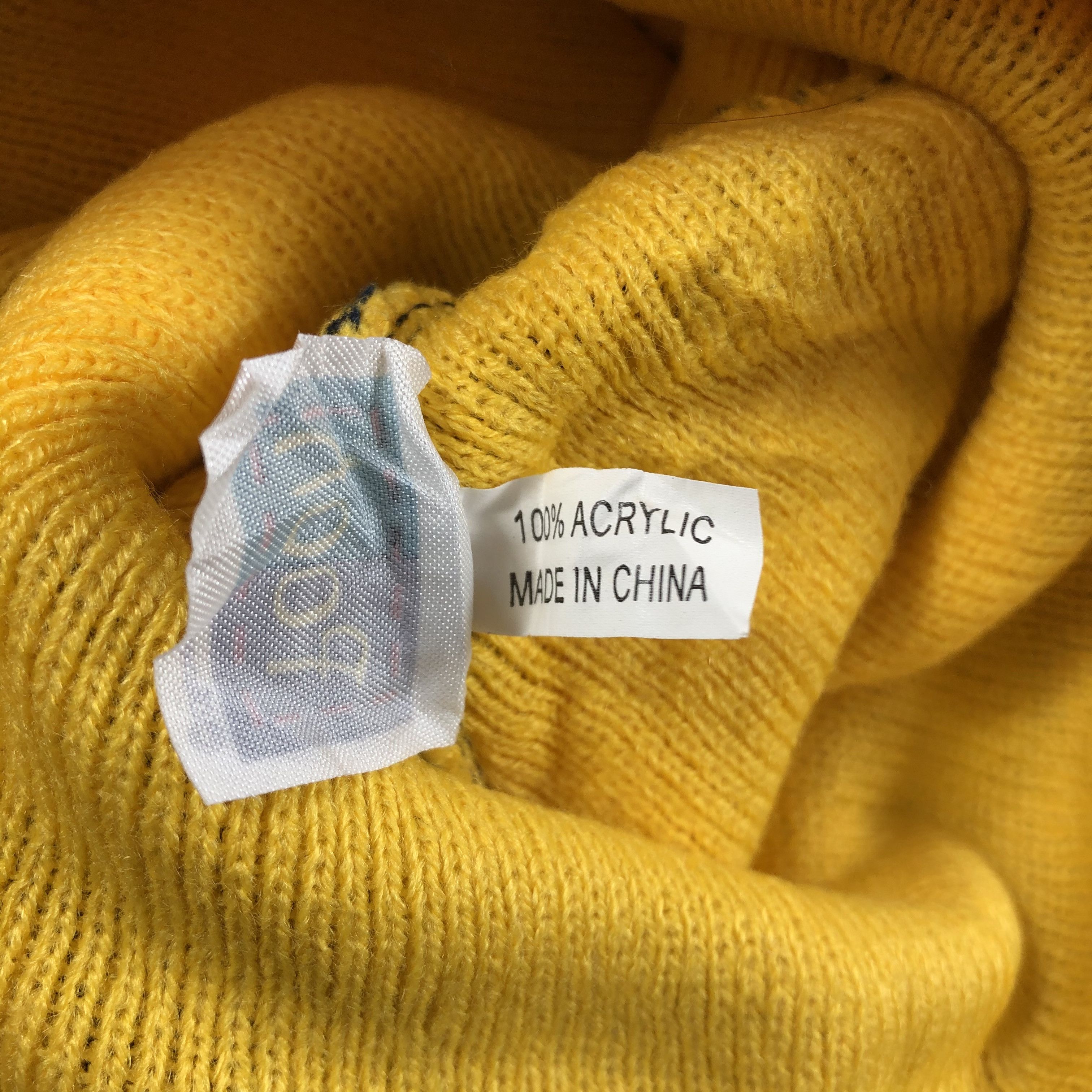 Disney × Vintage Disney Pooh Beanie Hats Size ONE SIZE - 6 Thumbnail