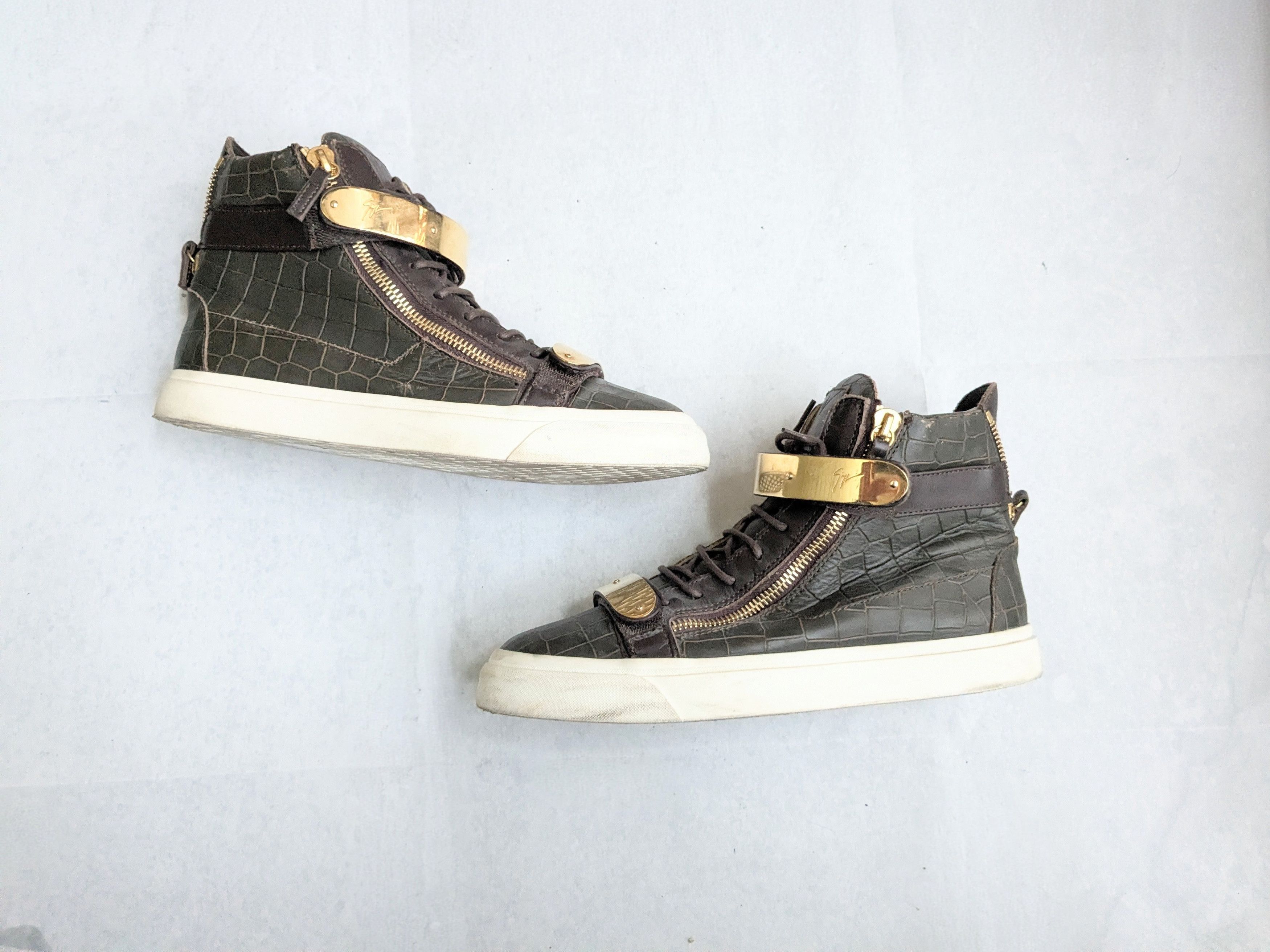 Luxury mens high tops 9 | $1050 TAGS | GIUSEPPE ZANOTTI  42 | GOLD Giuseppe Zanotti Giuseppe Zanotti Black Gold 2 Chains Hi Top  main image 2