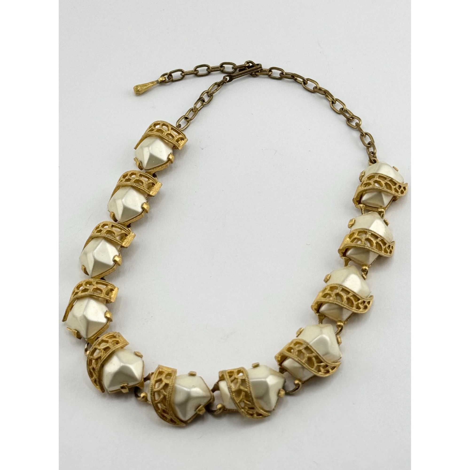 Vintage Vintage faux pearl gold filigree collar necklace Size ONE SIZE - 5 Thumbnail