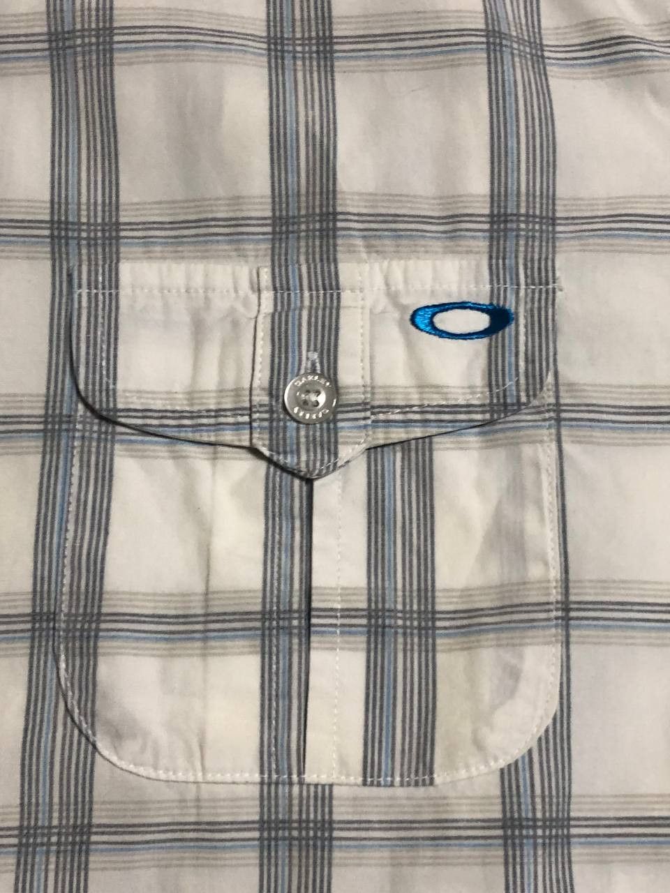 Oakley OAKLEY Mens Short Sleeve Button-up Point Collar Shirt Size US M / EU 48-50 / 2 - 7 Thumbnail