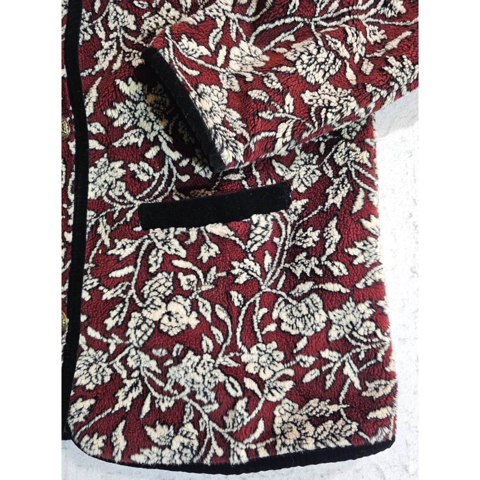 Vintage VINTAGE Tsunami Red Floral Design Fleece Jacket Womens Size Large Cardigan Mock Neck Long Sleeve Size L / US 10 / IT 46 - 6 Thumbnail