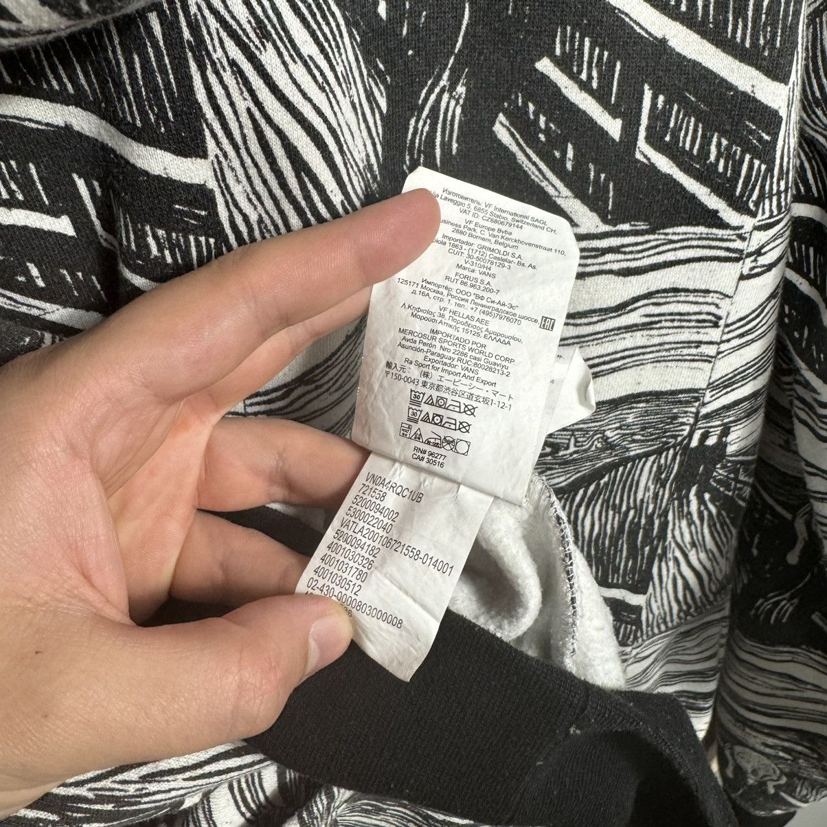 Vans Vans x MoMA “The Scream” Hoodie Edvard Munch Size US M / EU 48-50 / 2 - 9 Thumbnail
