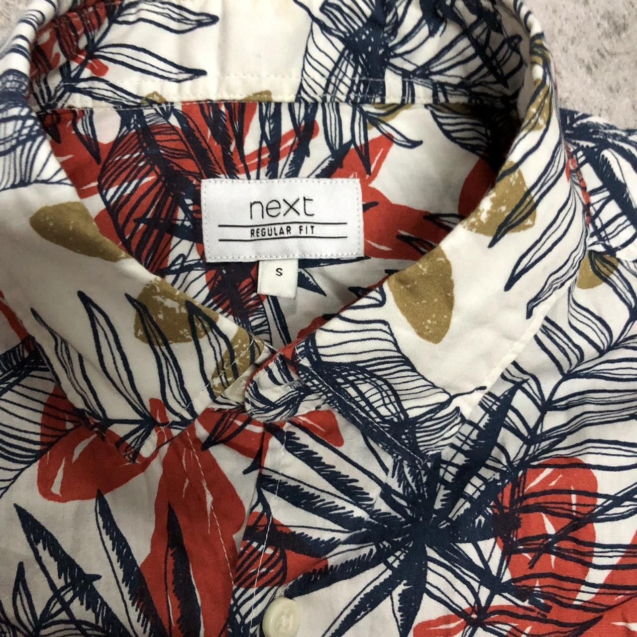 NEXT White and red Next short sleeve shirt Size US S / EU 44-46 / 1 - 3 Thumbnail