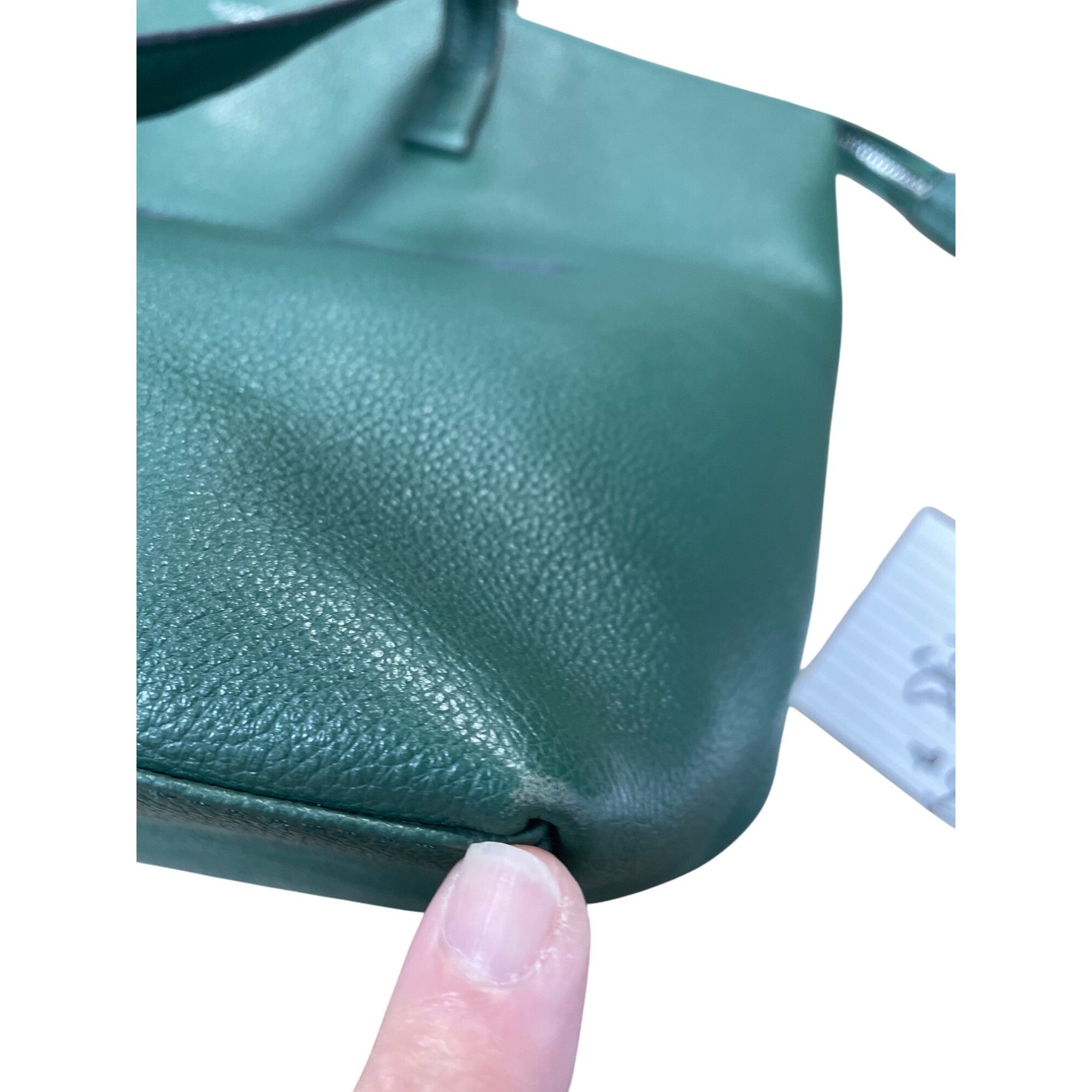 Other Tahari Womans Green Pebbled Leather Tote HandBag Silver Char Size ONE SIZE - 19 Thumbnail