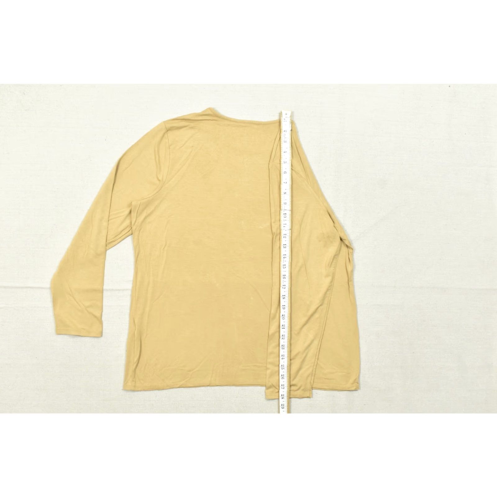 Vintage Chico's Women's Size 3 Blouse Yellow Long Sleeve Crew Neck Stretch Basic Casual Shine Size XS / US 0-2 / IT 36-38 - 6 Thumbnail