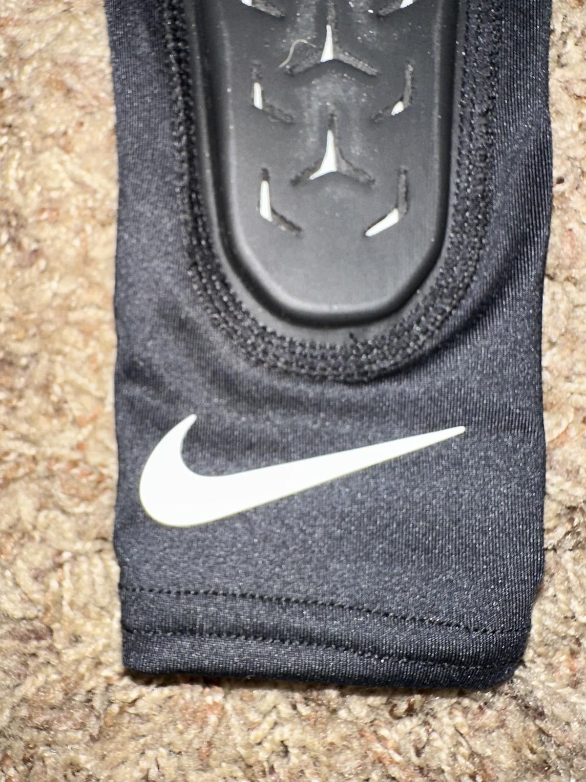 Nike Nike Pro Strong Forearm Shivers Sports Sleeve Black Size ONE SIZE - 12 Thumbnail