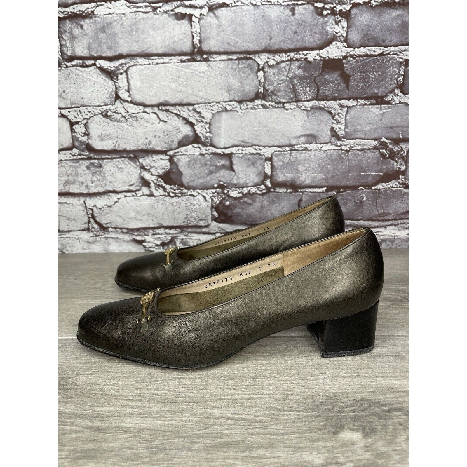 Salvatore Ferragamo Salvatore Ferragamo Brown Leather Horsebit Heeled Pump Shoes Size US 7 / IT 37 - 20 Thumbnail
