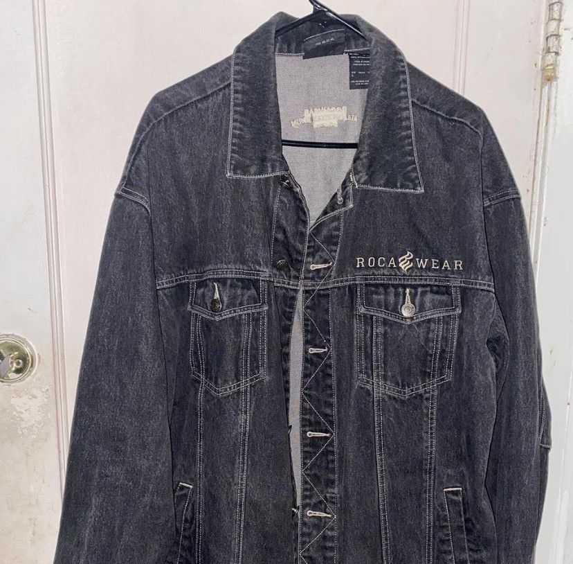 Rocawear Y2K ROCAWEAR OVERSIZED BLACK AND GOLD DENIM JACKET Size US L / EU 52-54 / 3 - 1 Thumbnail
