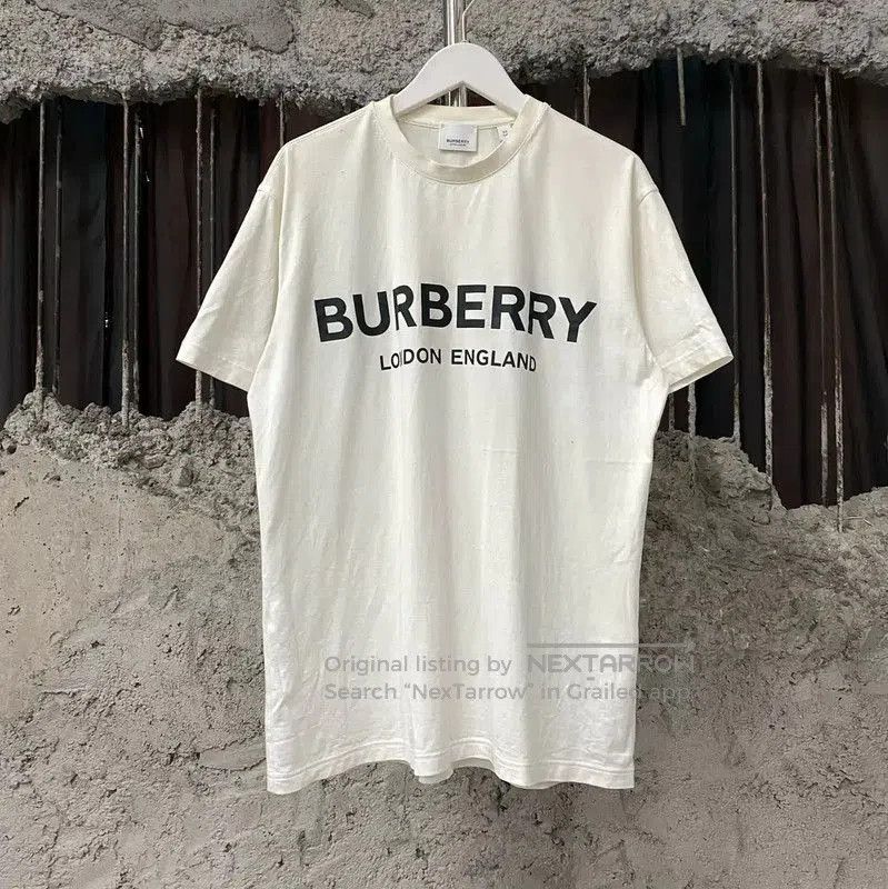 Burberry Burberry Summer White Cotton Short Sleeve T-Shirt. Size XS / US 0-2 / IT 36-38 - 1 Thumbnail