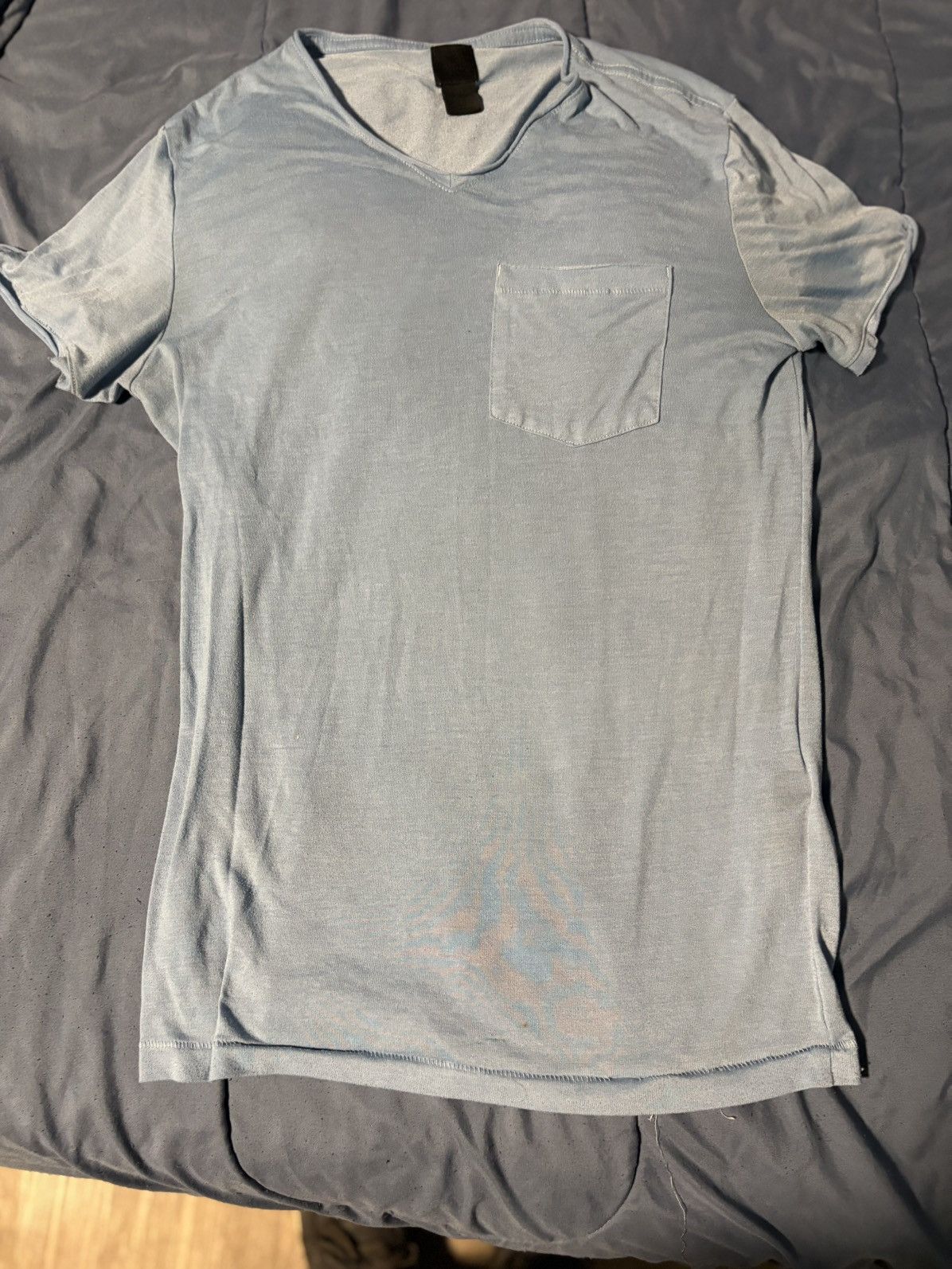 H&M Men's Light Blue V-Neck Short Sleeve T with Chest Pocket Size US L / EU 52-54 / 3 - 1 Thumbnail