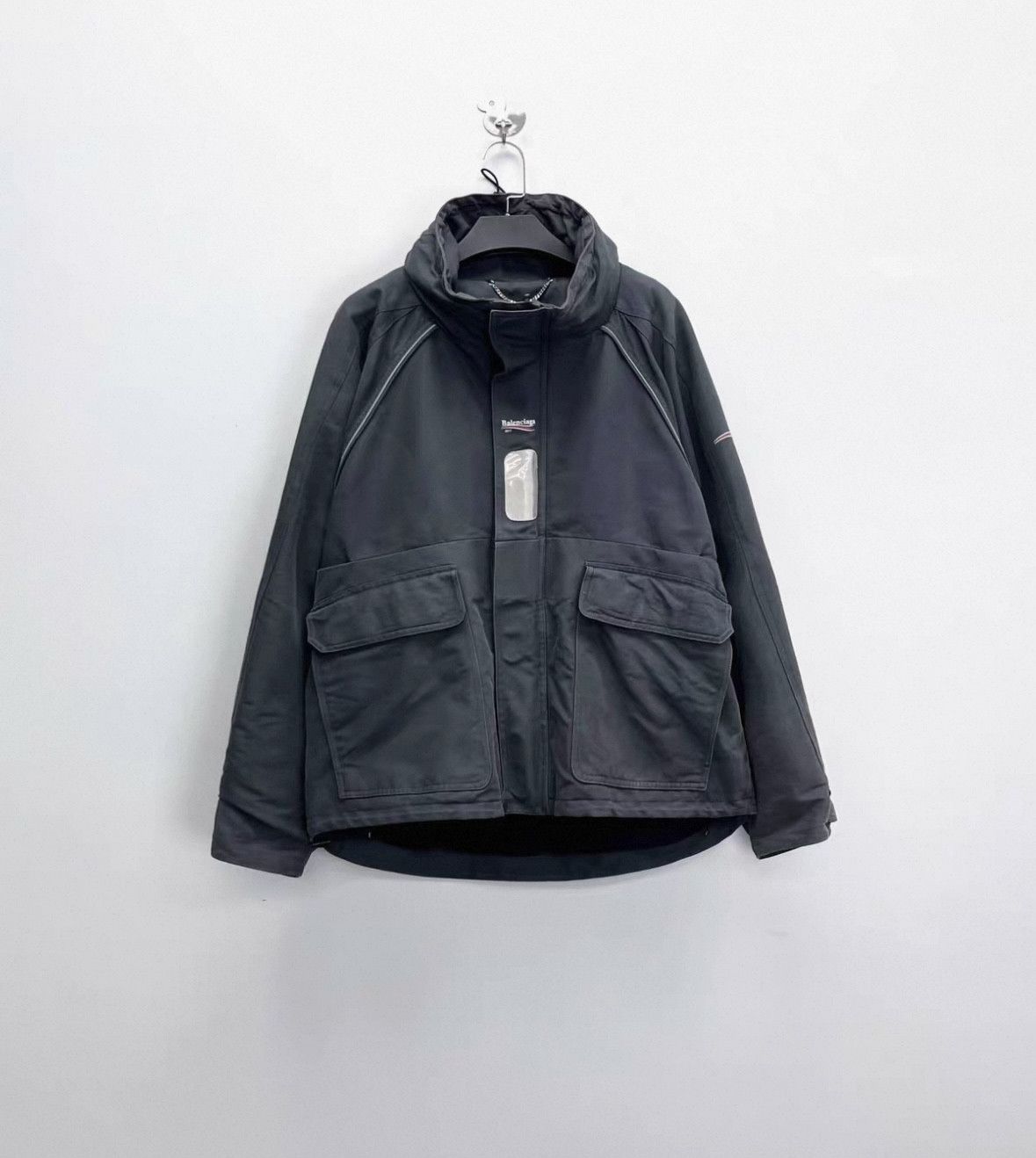 Balenciaga FW21 Solid Zip Parka Coat - dmc