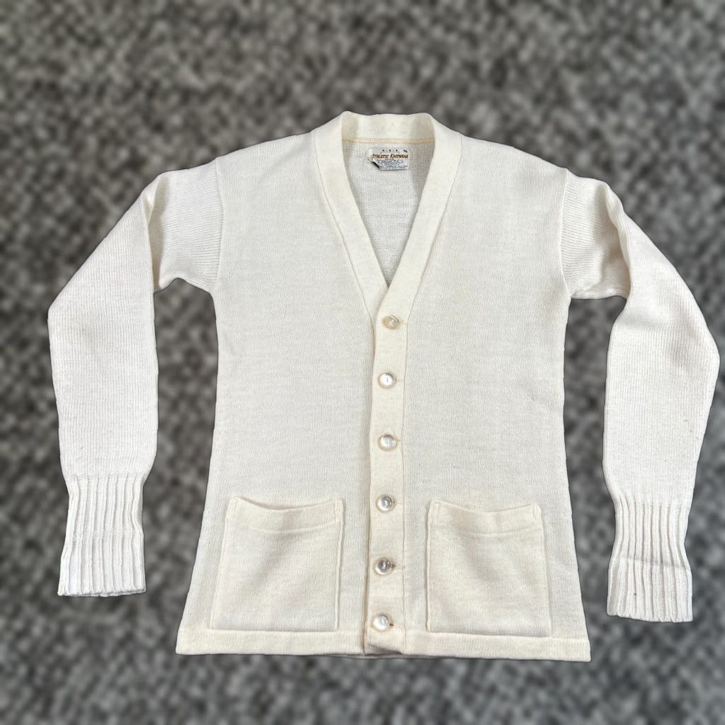 Vintage VINTAGE Athletic Knitwear Cardigan Sweater Women's Small White 80s Preppy Button Down V-Neck Knitwear Pockets Size S / US 4 / IT 40 - 1 Thumbnail
