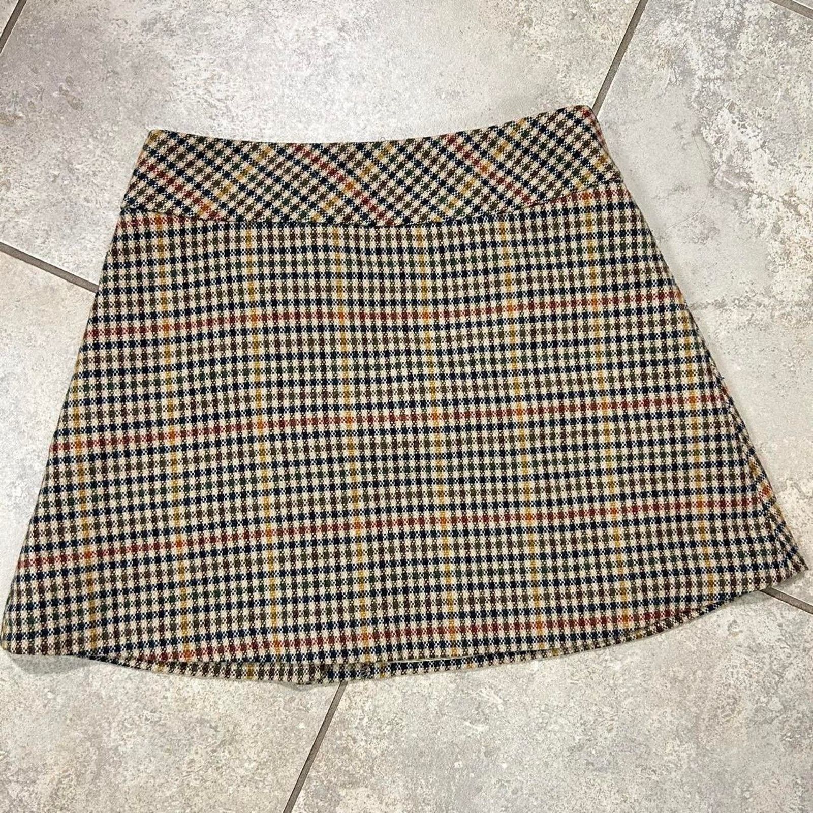 Zara Mini Womens 4 Plaid Gingham Zara Skirt with Buckle Detail Size 27" / US 4 / IT 40 - 4 Thumbnail