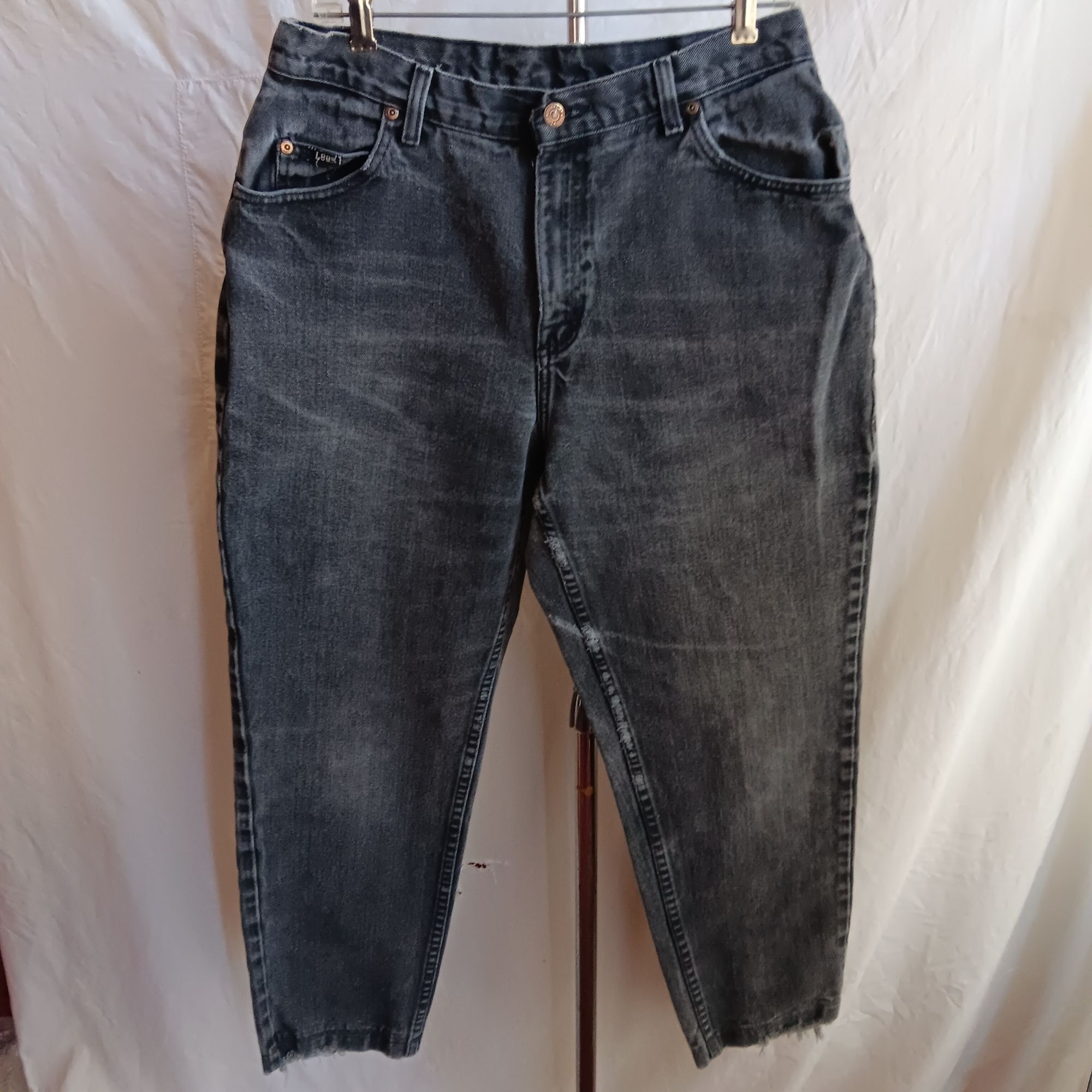 Lee Vintage Women's Jeans 14 32x28 Lee Black Faded Denim Distres Size 36" / US 14 / IT 50 - 1 Thumbnail