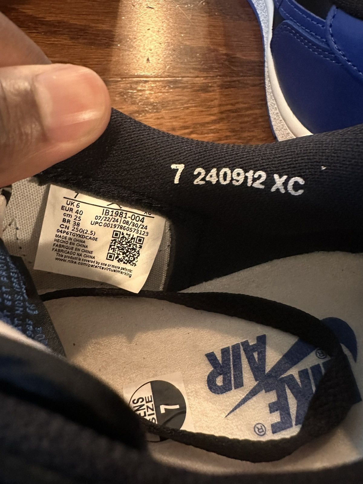 Jordan Brand Nike Air Jordan 1 85’ Royal Low Size US 7 / EU 40 - 10 Thumbnail