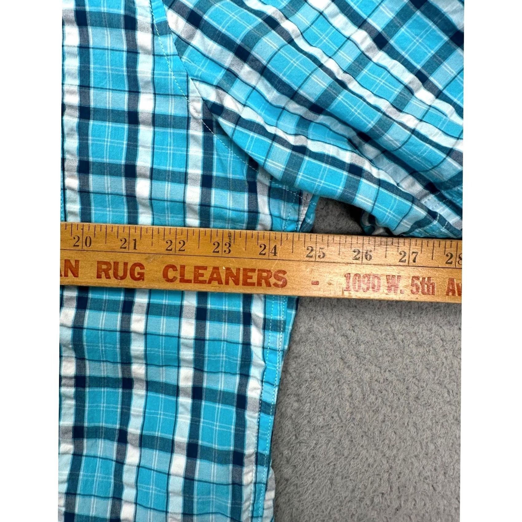 Vintage L.L. Bean Men Shirt Plaid Button-Down Short Sleeve 100% Organic Cotton Regular Blue Mens, Casual, Summer, Spring Size US L / EU 52-54 / 3 - 6 Thumbnail