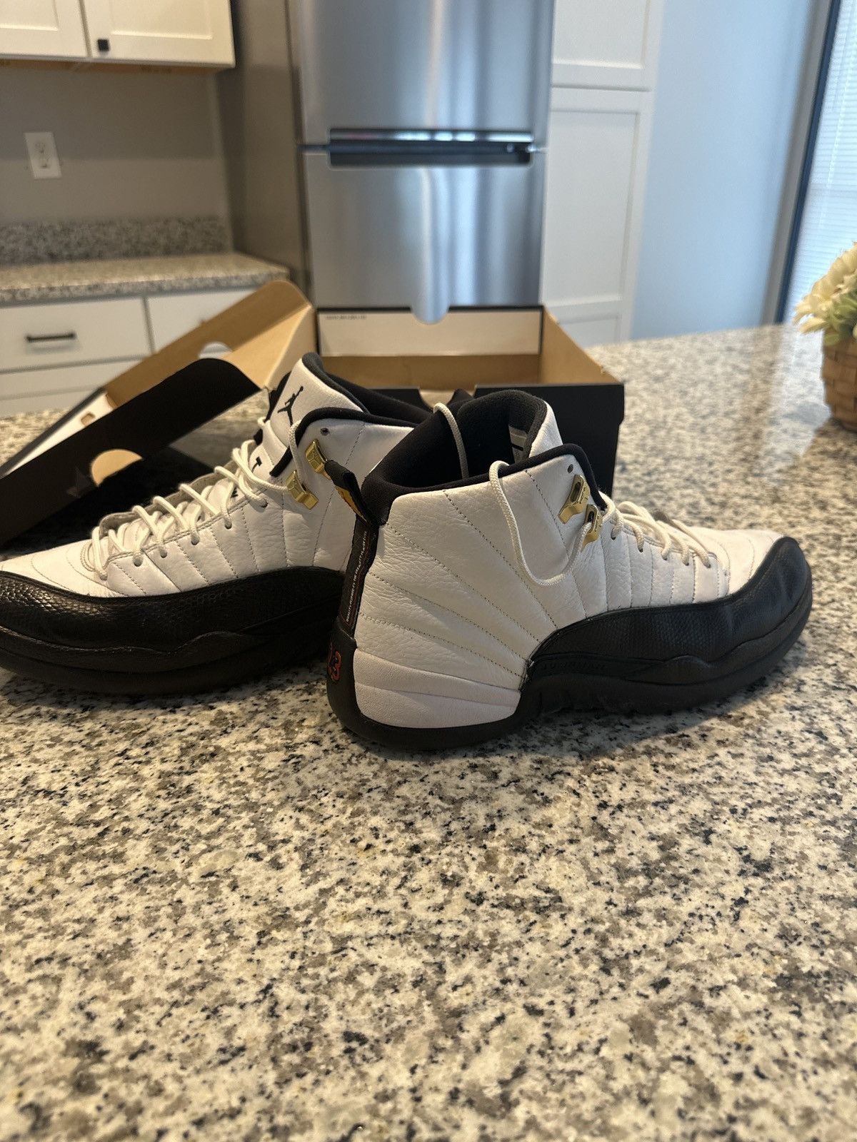 Jordan Brand Jordan 12 retro Taxi Size US 11 / EU 44 - 1 Thumbnail