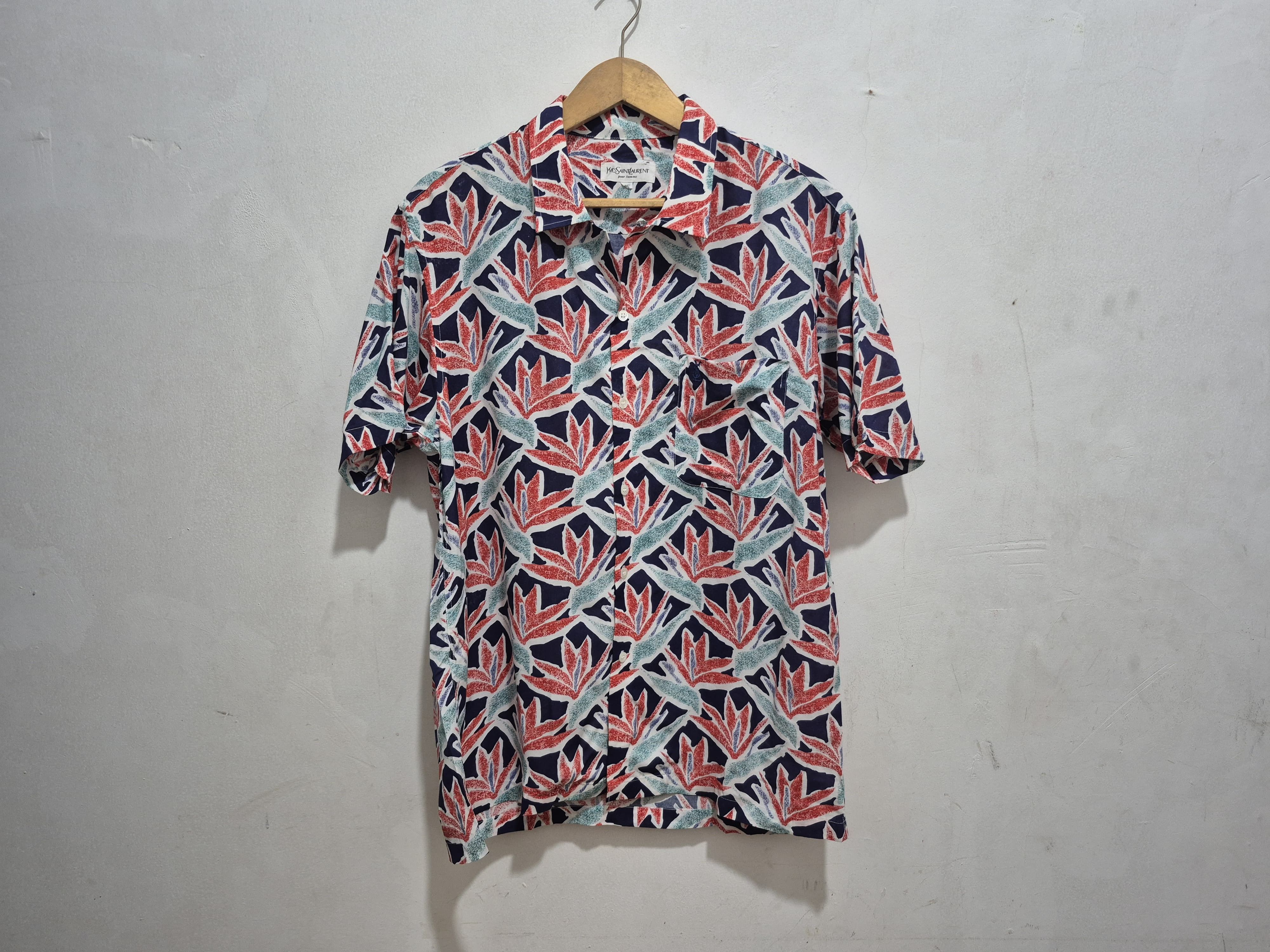 Saint Laurent Paris × Yves Saint Laurent Fit S to M, Vintage Yves saint Laurent Rayon Hawaiian Shirt Size US M / EU 48-50 / 2 - 1 Thumbnail