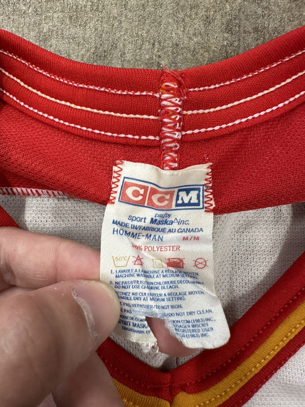 Ccm Vintage 90s CCM Calgary Flames NHL Hockey Jersey Size US M / EU 48-50 / 2 - 17 Thumbnail