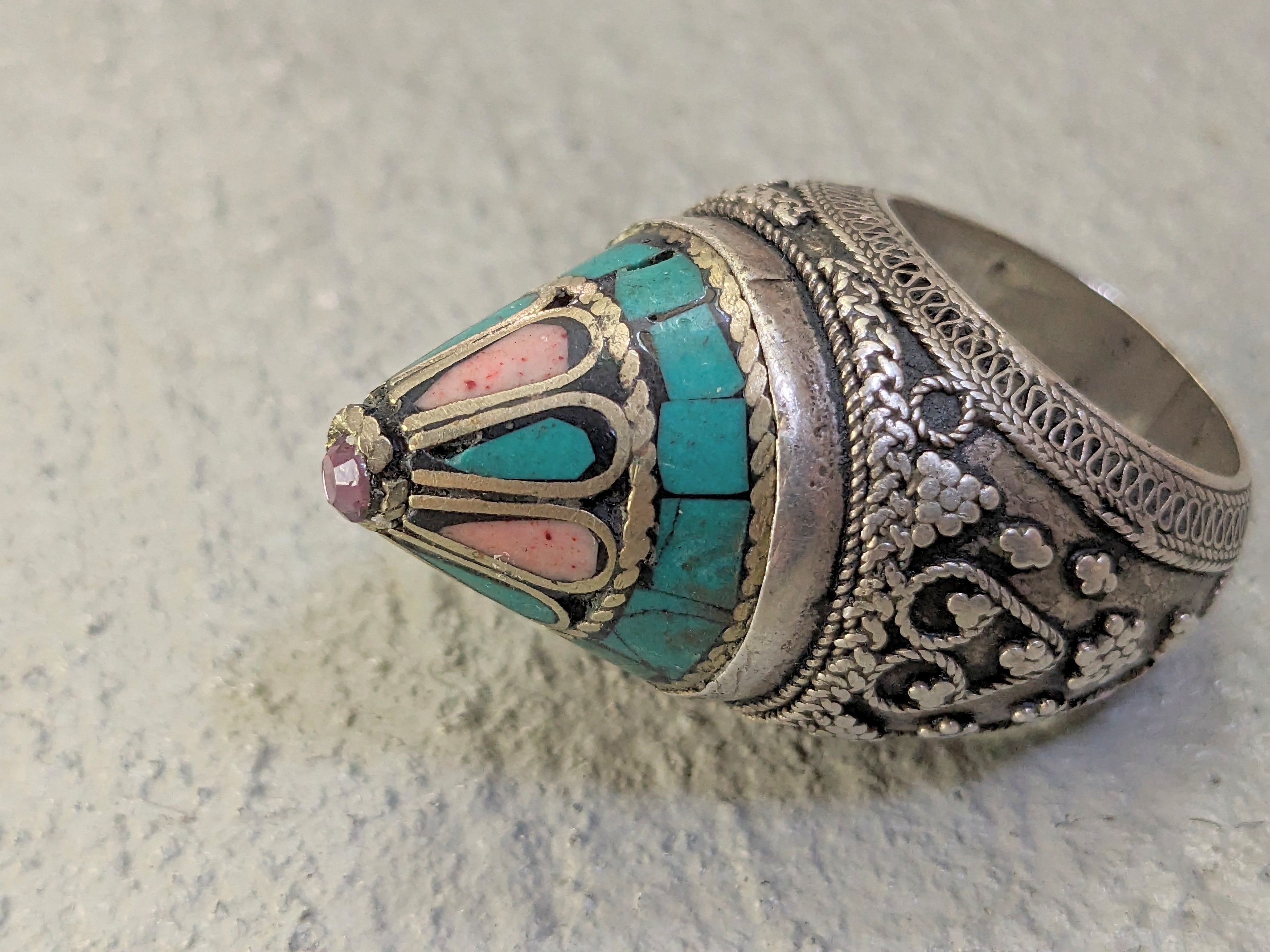 Jewelry Vintage Coral Turquoise Ring 8.5 Tribal Kuchi Afghanistan Size ONE SIZE - 6 Thumbnail