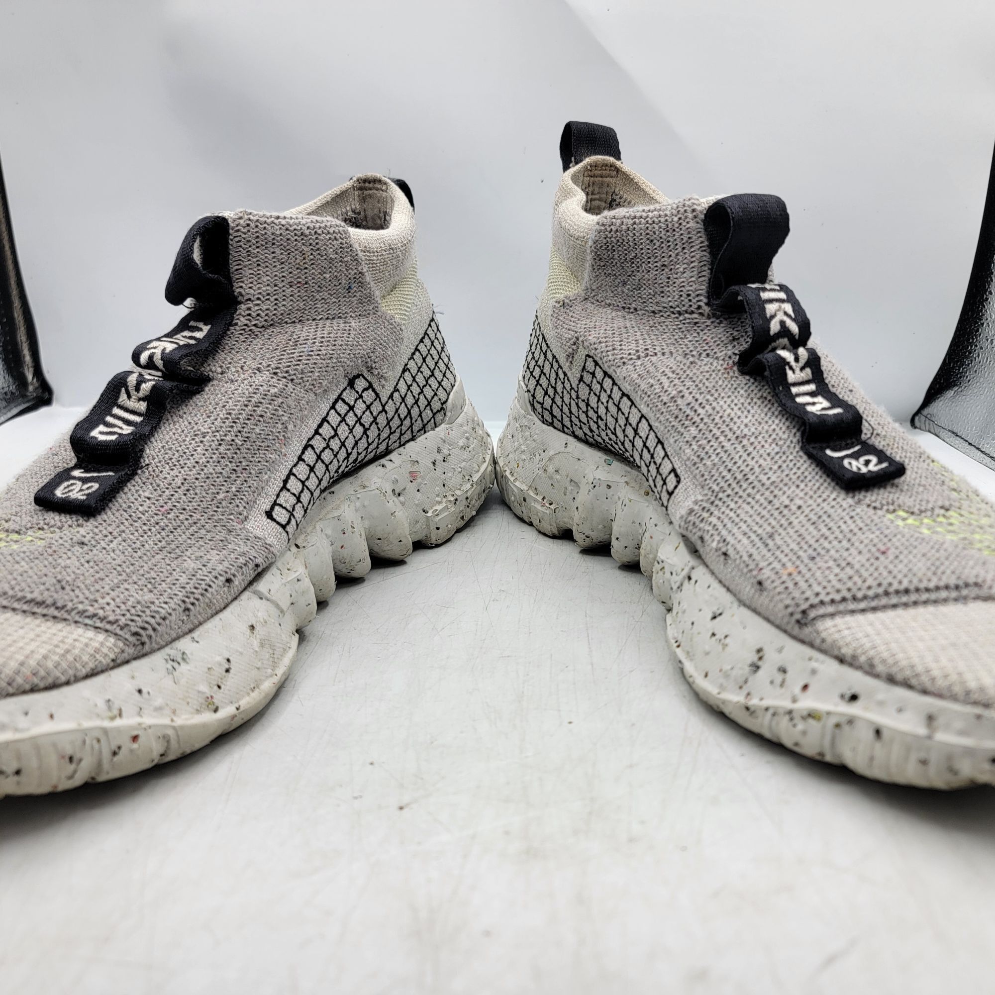 Nike Nike Space Hippie 02 Low Mens 10.5 Sneakers Shoes Gray Volt Size US 10.5 / EU 43-44 - 3 Thumbnail