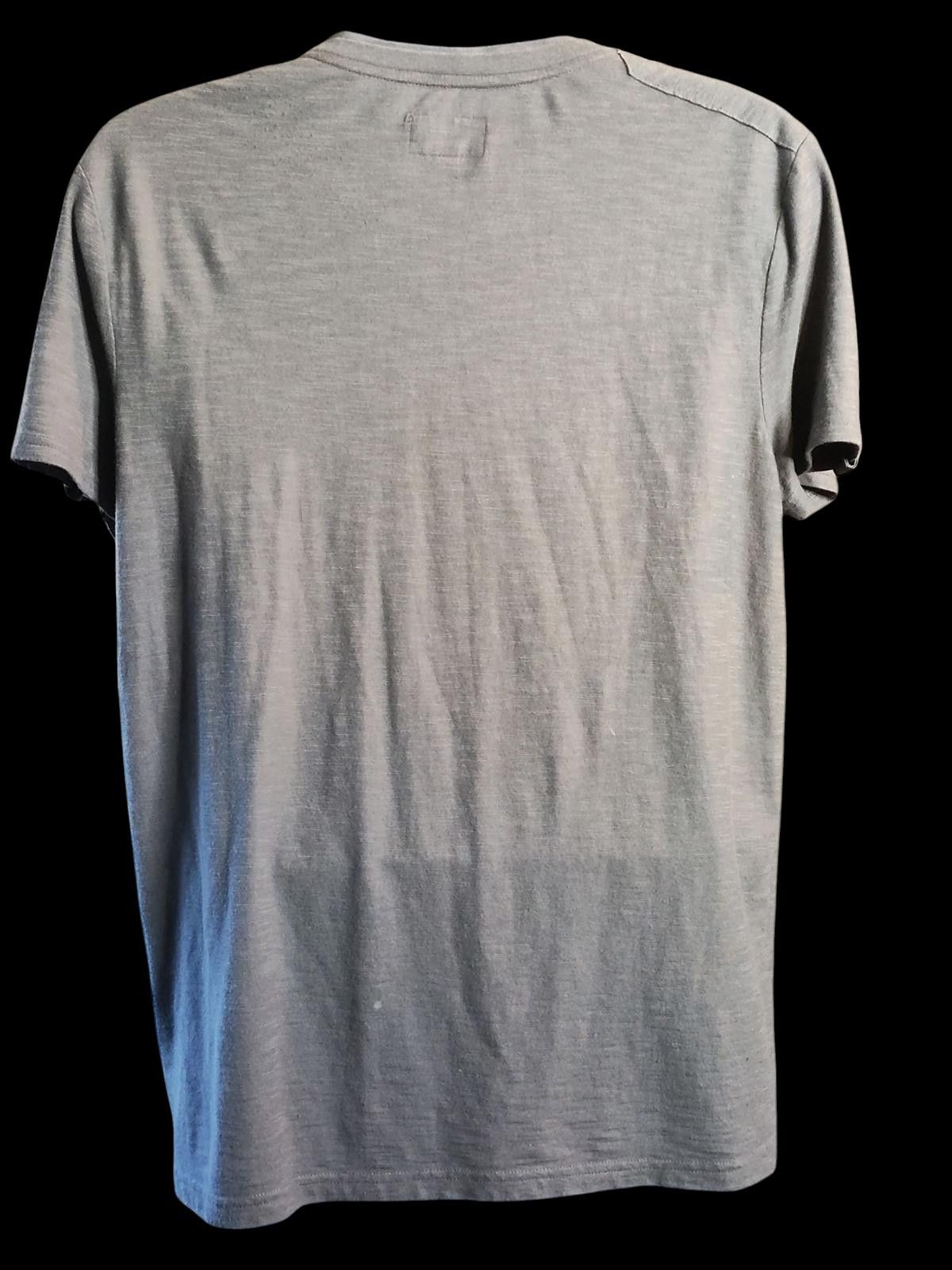 Rock & Republic Rock & Republic Men's Gray V-Neck Activewear T-Shirt Size US M / EU 48-50 / 2 - 6 Thumbnail