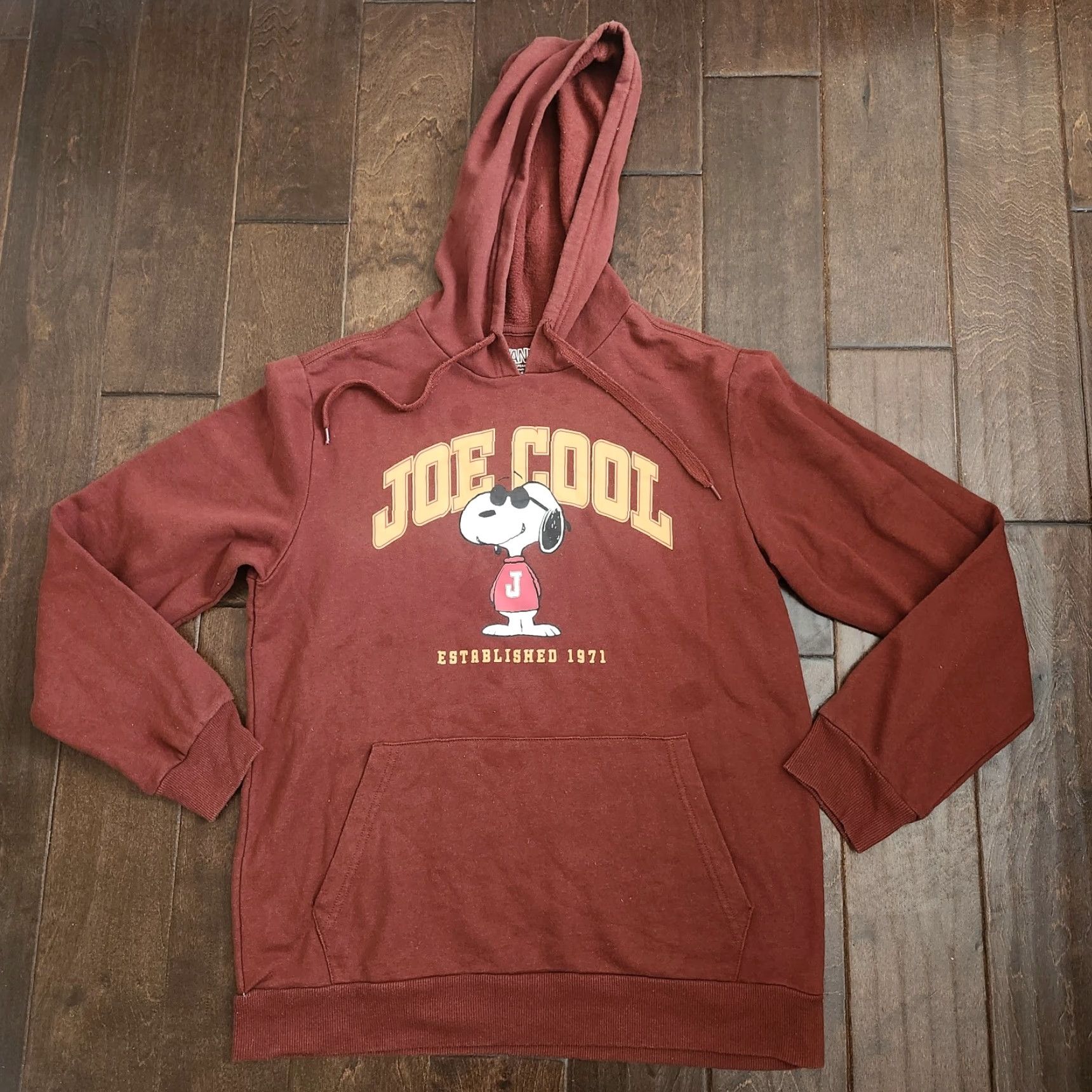 Peanuts Peanuts Snoopy Joe Cool Hoodie Mens Medium Maroon Pullover Cartoon Gift Ideas Socks? Size US M / EU 48-50 / 2 - 2 Thumbnail
